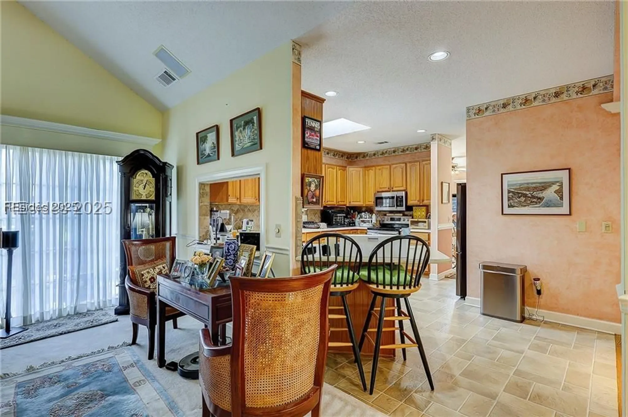 Property Slideshow image 18 of 48 | 5 honey locust cir, Hilton Head Island, SC, 29926