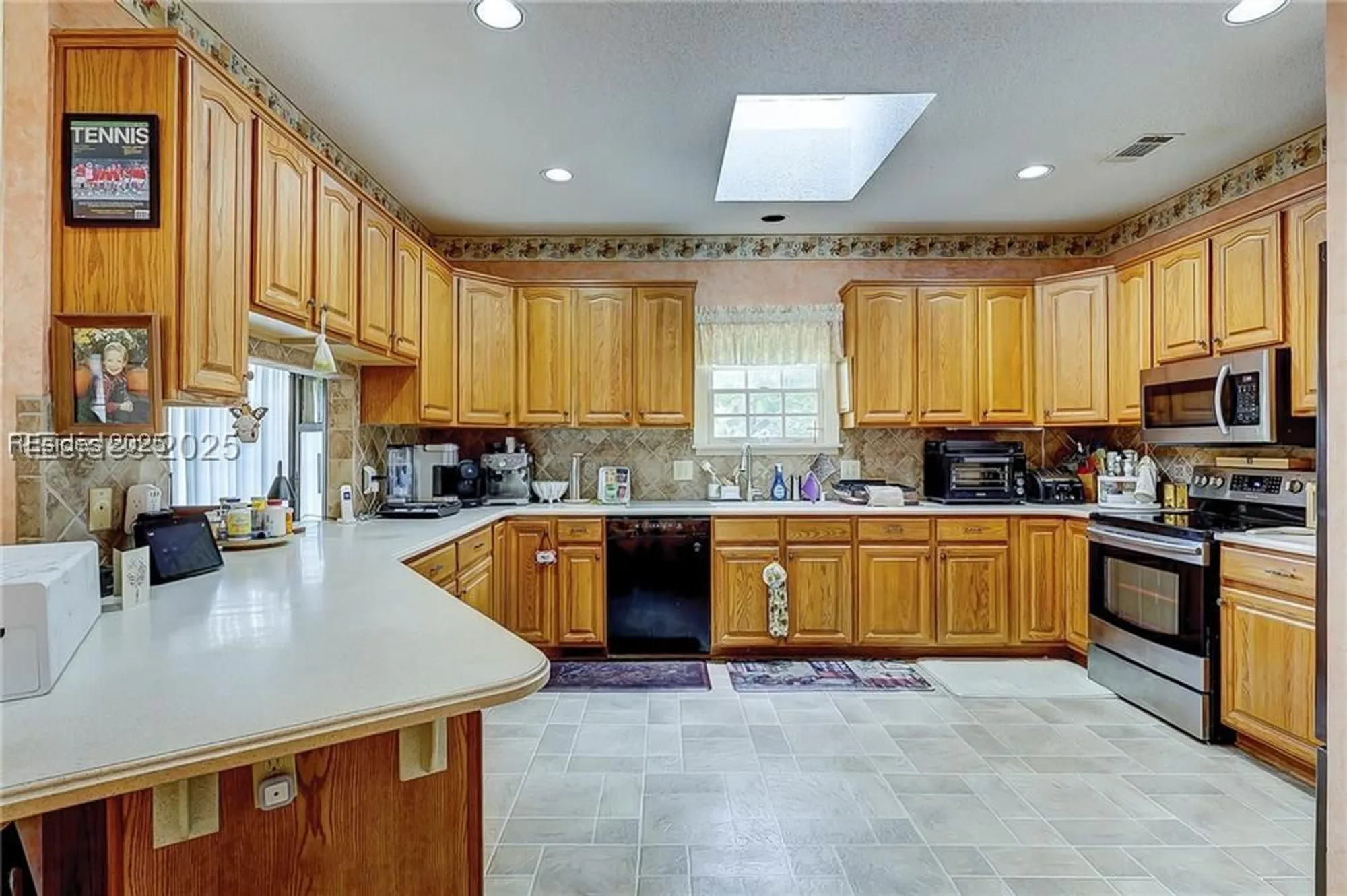 Property Slideshow image 24 of 48 | 5 honey locust cir, Hilton Head Island, SC, 29926