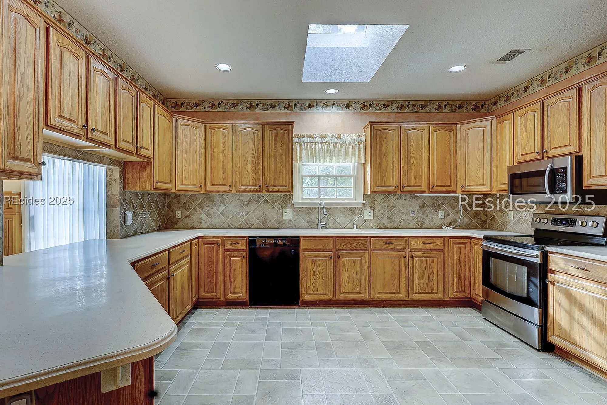 Property Slideshow image 47 of 48 | 5 honey locust cir, Hilton Head Island, SC, 29926