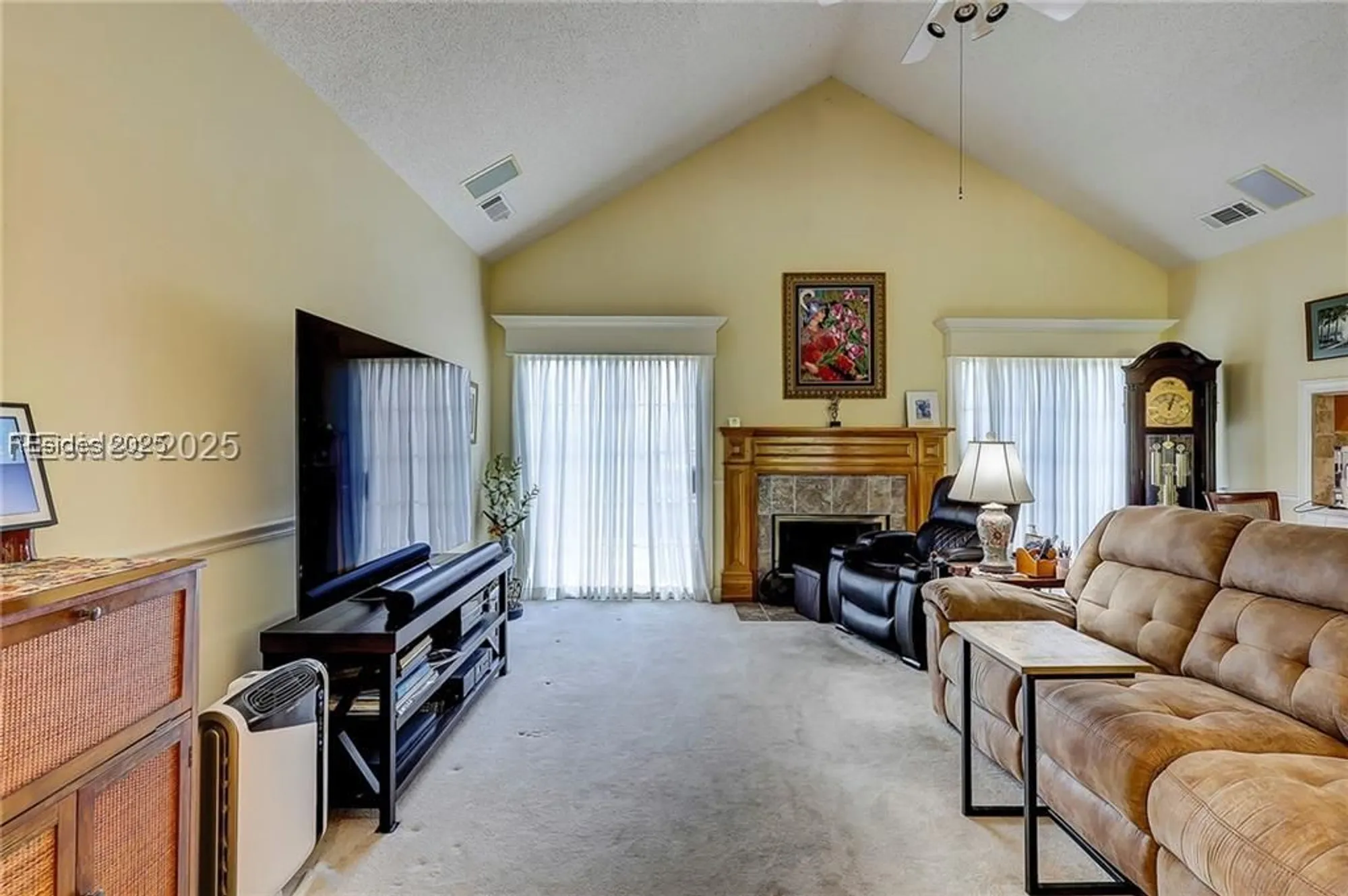Property Slideshow image 8 of 48 | 5 honey locust cir, Hilton Head Island, SC, 29926
