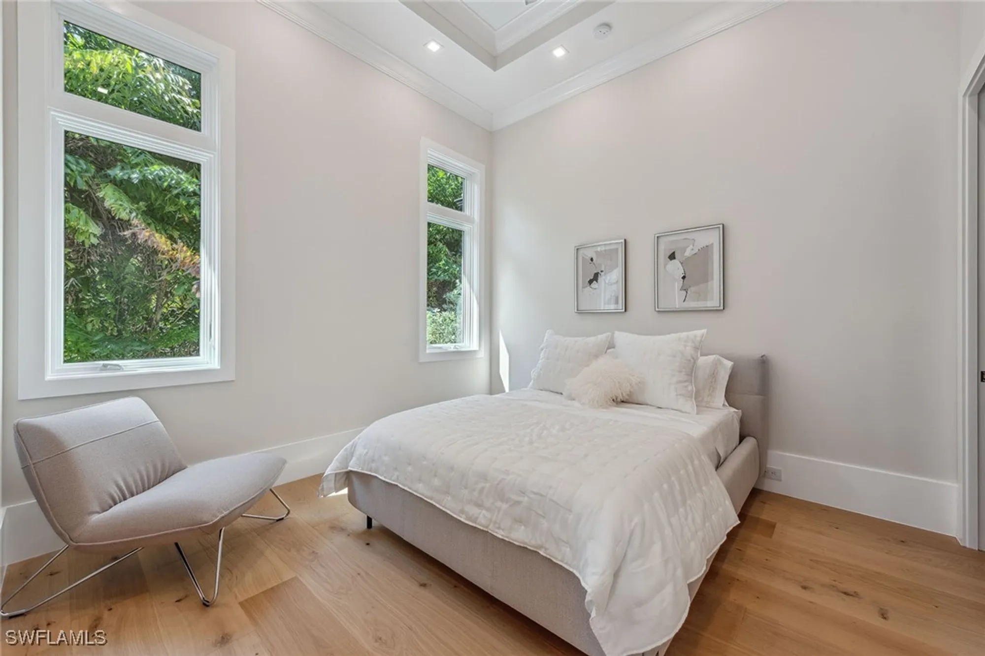 Property Slideshow image 15 of 37 | 3280 crayton rd, Naples, FL, 34103