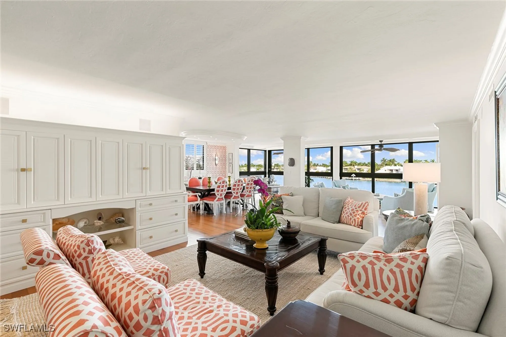 Property Slideshow image 21 of 49 | 2400 gulf shore blvd 305, Naples, FL, 34103