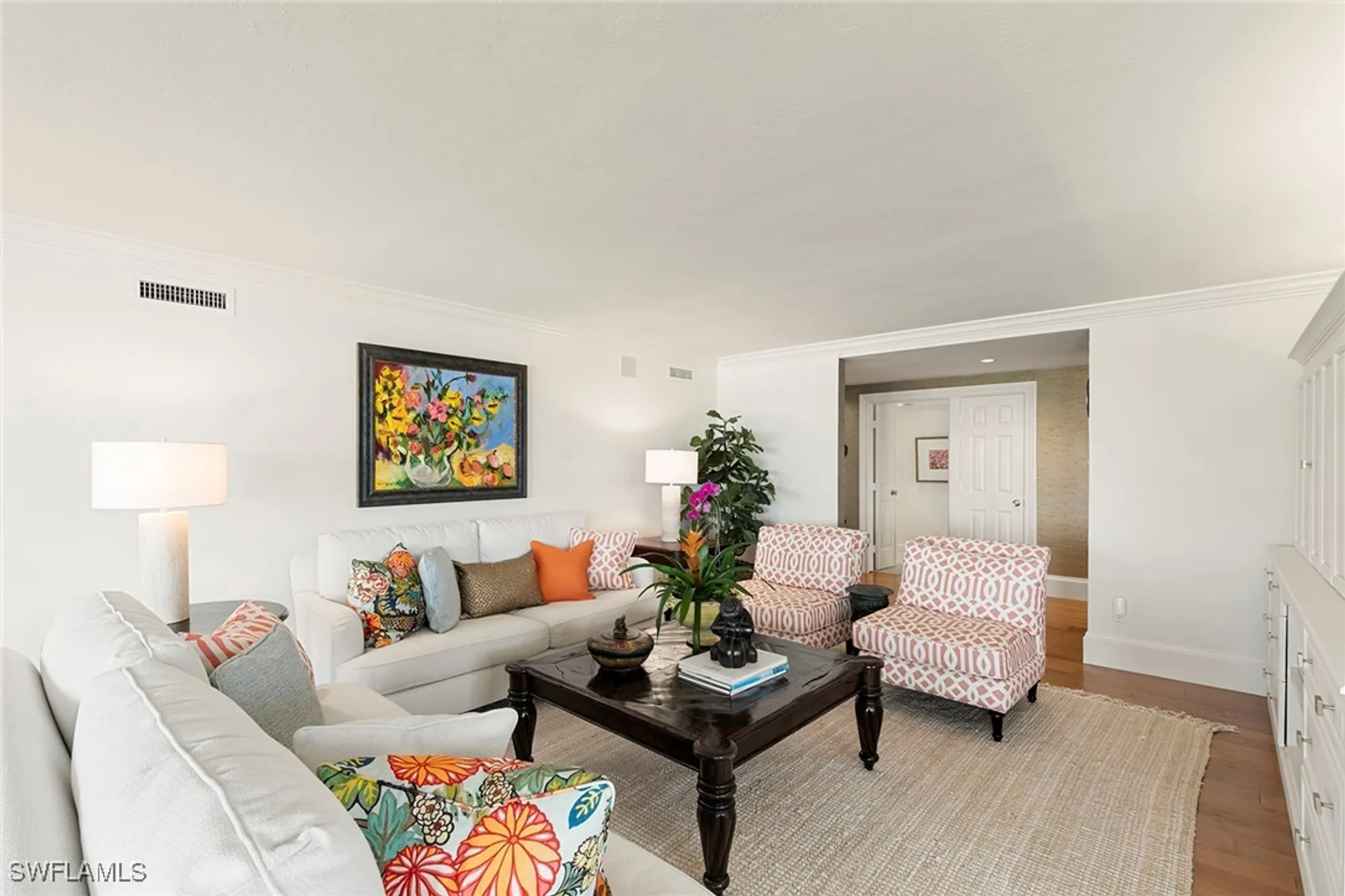 Property Slideshow image 22 of 49 | 2400 gulf shore blvd 305, Naples, FL, 34103