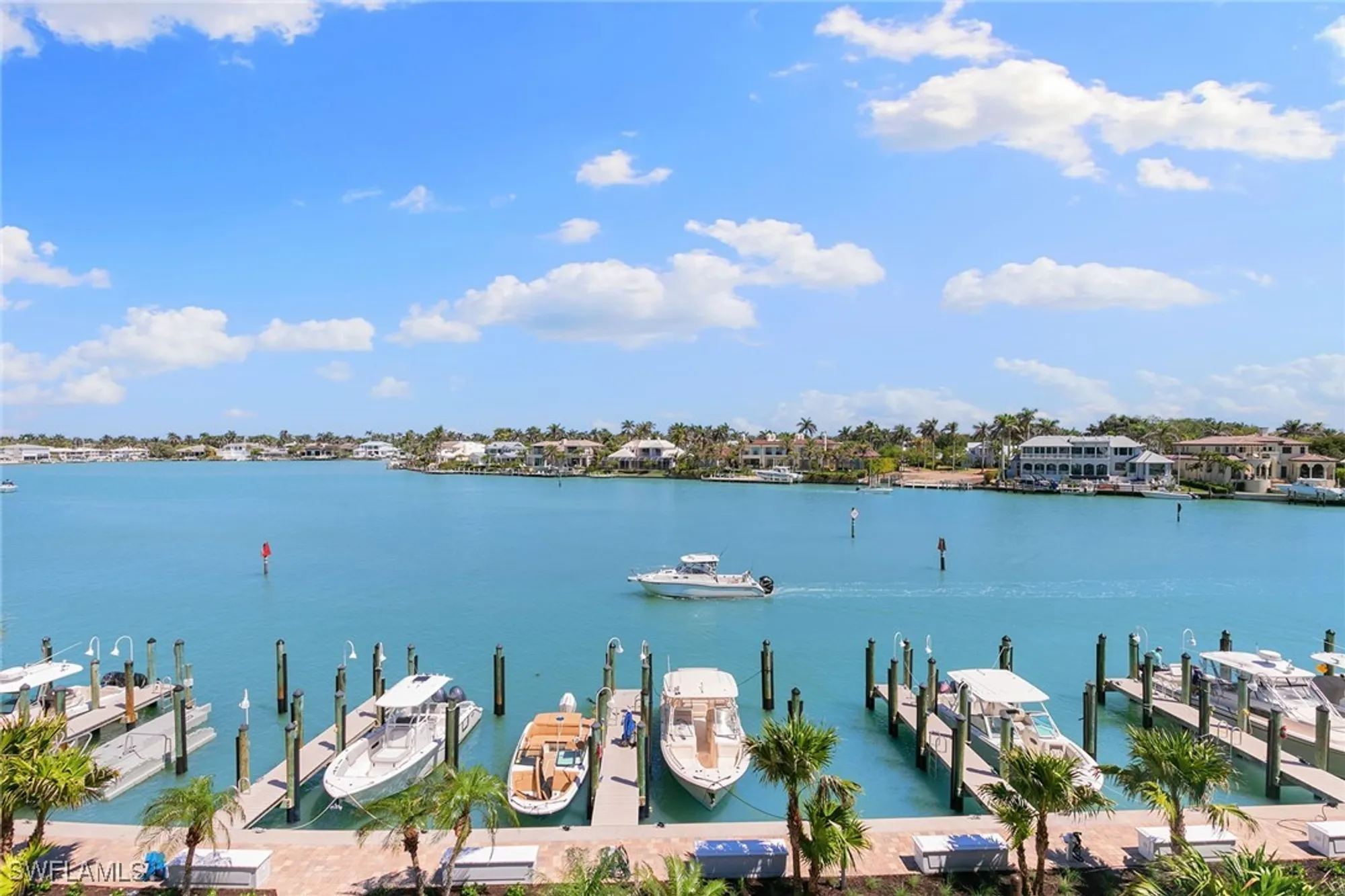 Property Slideshow image 34 of 49 | 2400 gulf shore blvd 305, Naples, FL, 34103