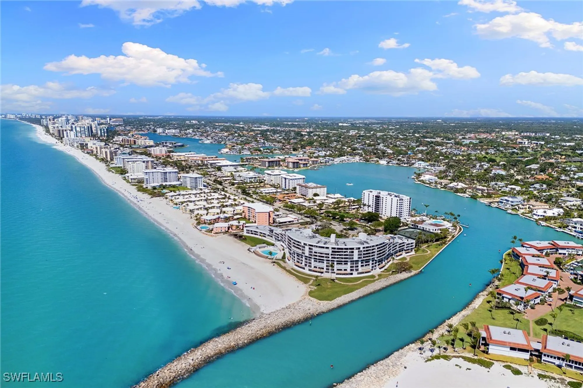 Property Slideshow image 39 of 49 | 2400 gulf shore blvd 305, Naples, FL, 34103