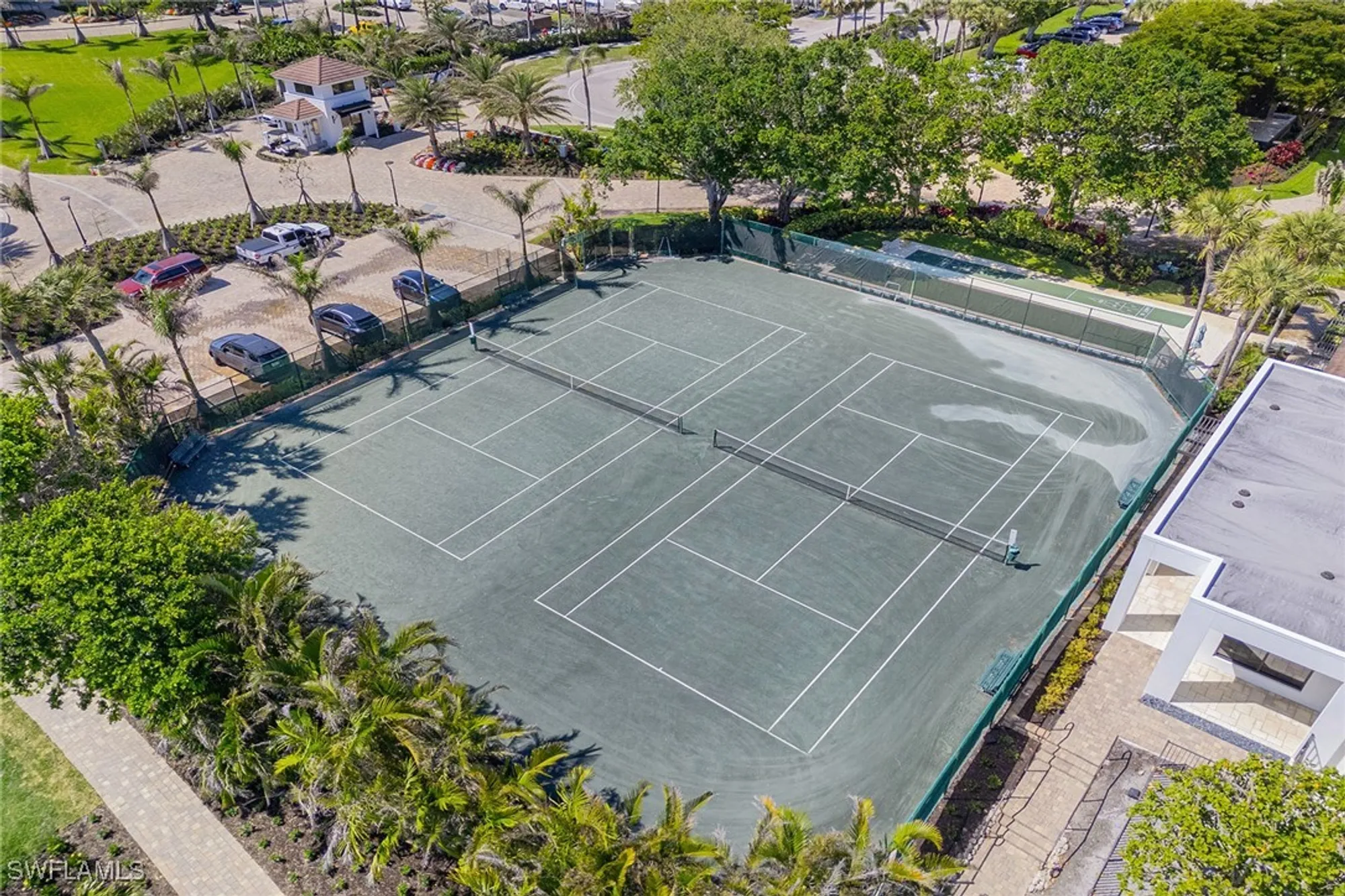 Property Slideshow image 45 of 49 | 2400 gulf shore blvd 305, Naples, FL, 34103