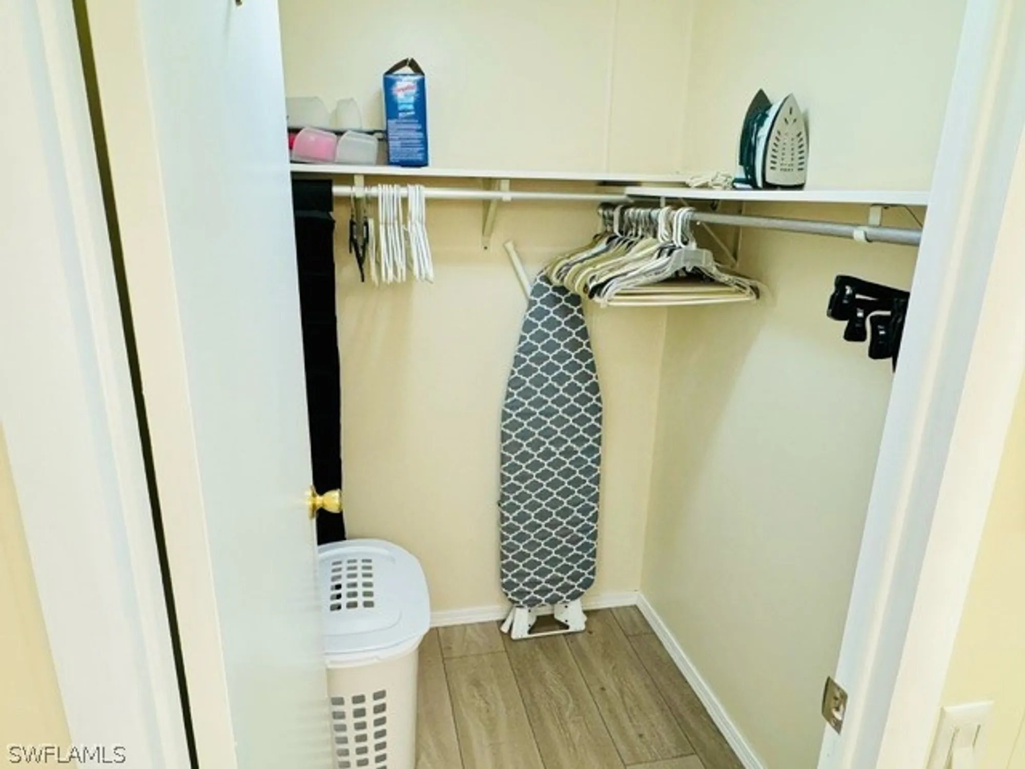 Property Slideshow image 14 of 47 | 5502 harbor ln, North Fort Myers, FL, 33917