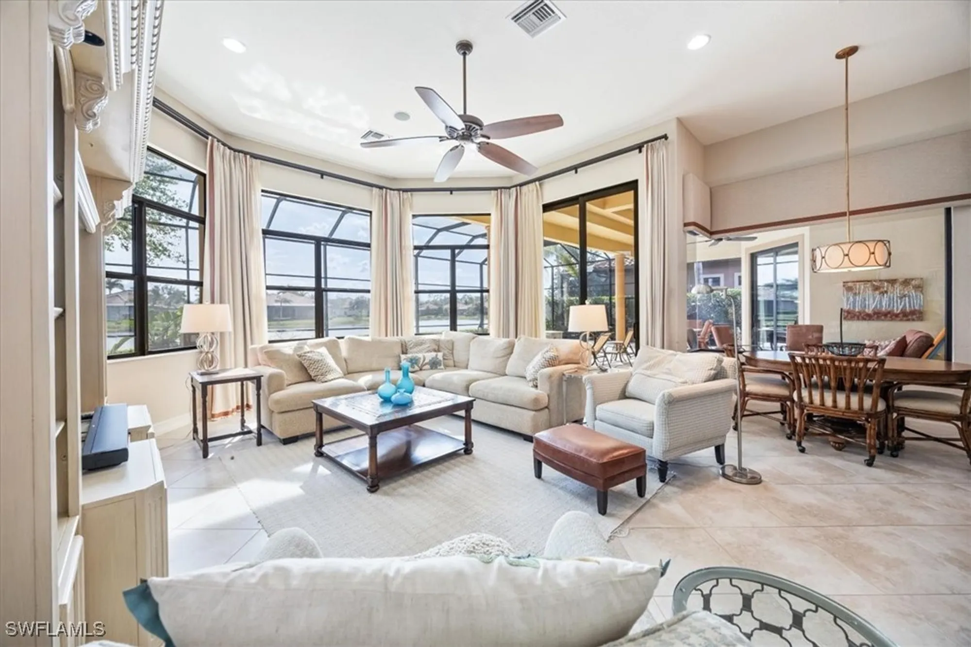 Property Slideshow image 10 of 25 | 6504 costa cir, Naples, FL, 34113