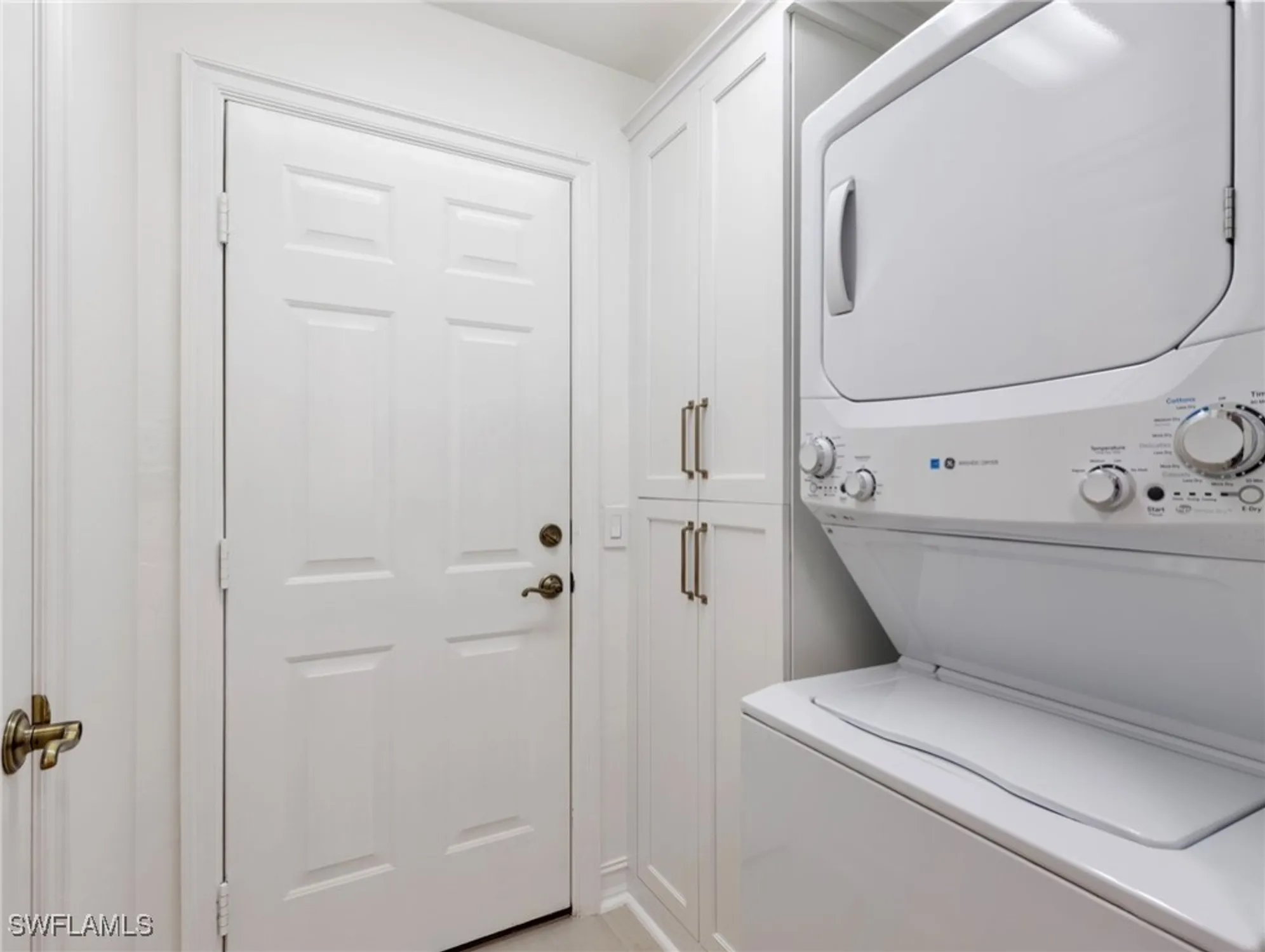 Property Slideshow image 32 of 50 | 11029 harbour yacht ct unit 102, Fort Myers, FL, 33908