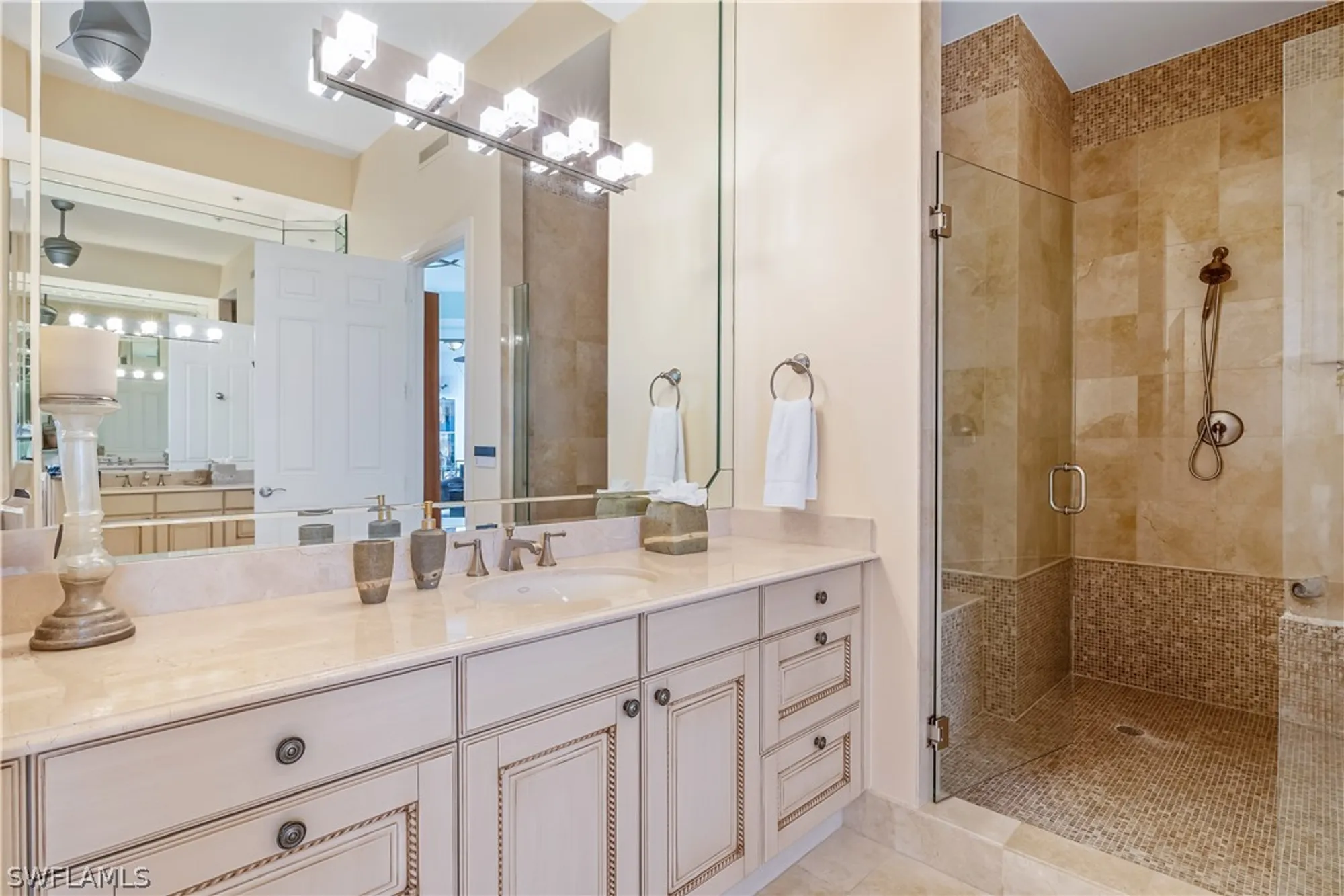 Property Slideshow image 30 of 49 | 14270 royal harbour ct unit 1122, Fort Myers, FL, 33908