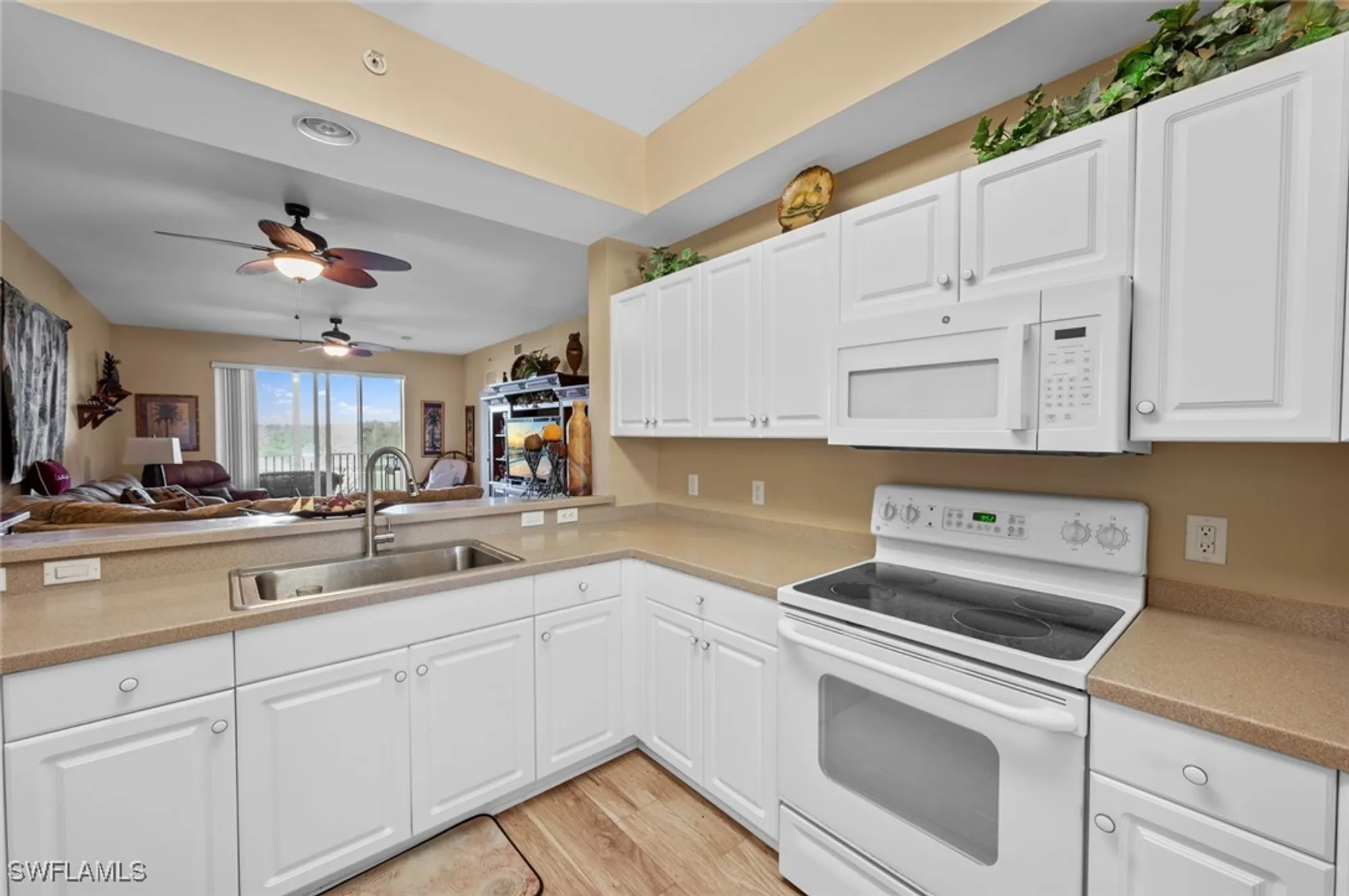 Property Slideshow image 10 of 38 | 14531 legends blvd 305, Fort Myers, FL, 33912