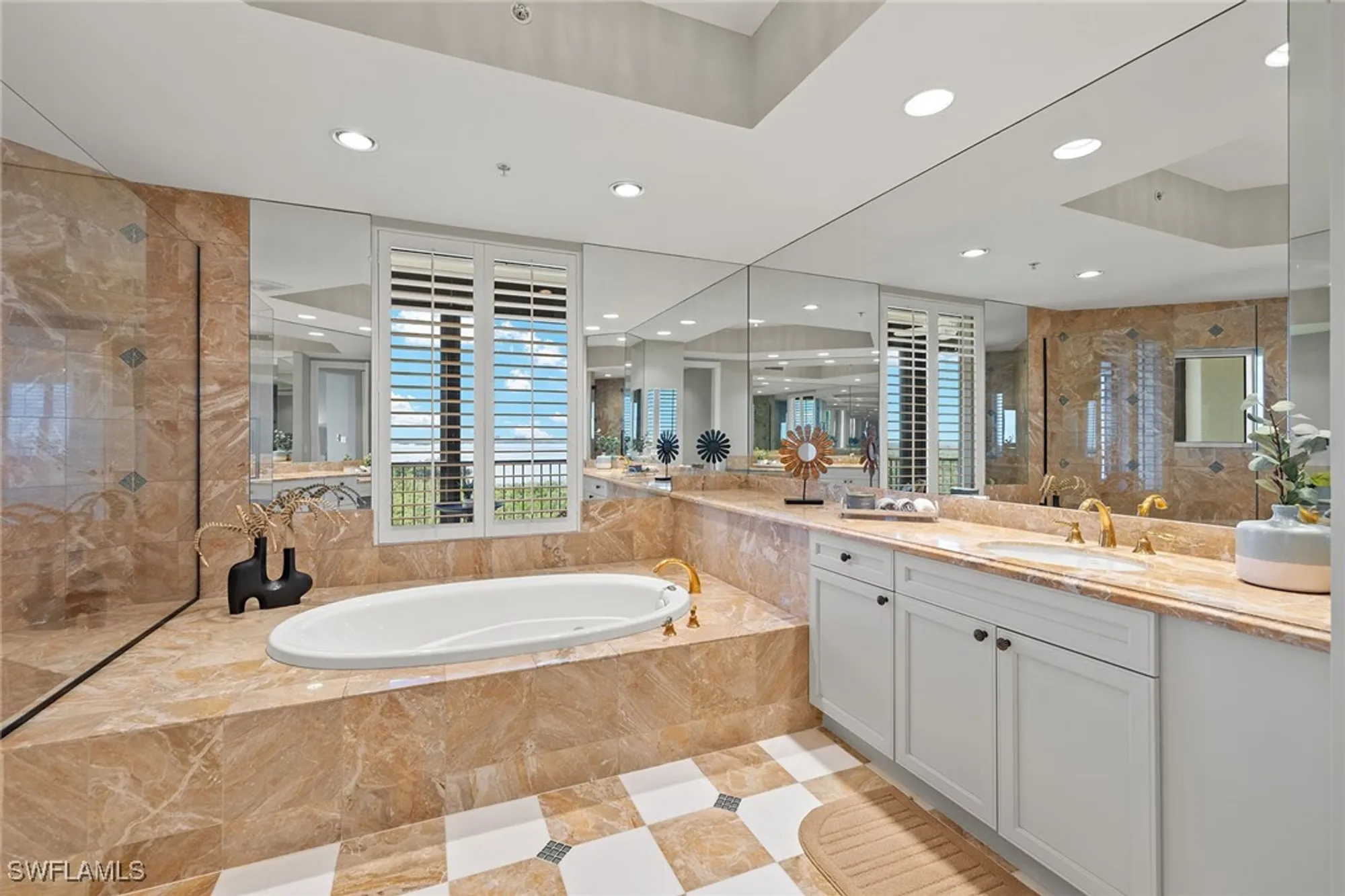Property Slideshow image 28 of 48 | 5051 pelican colony blvd 501, Bonita Springs, FL, 34134