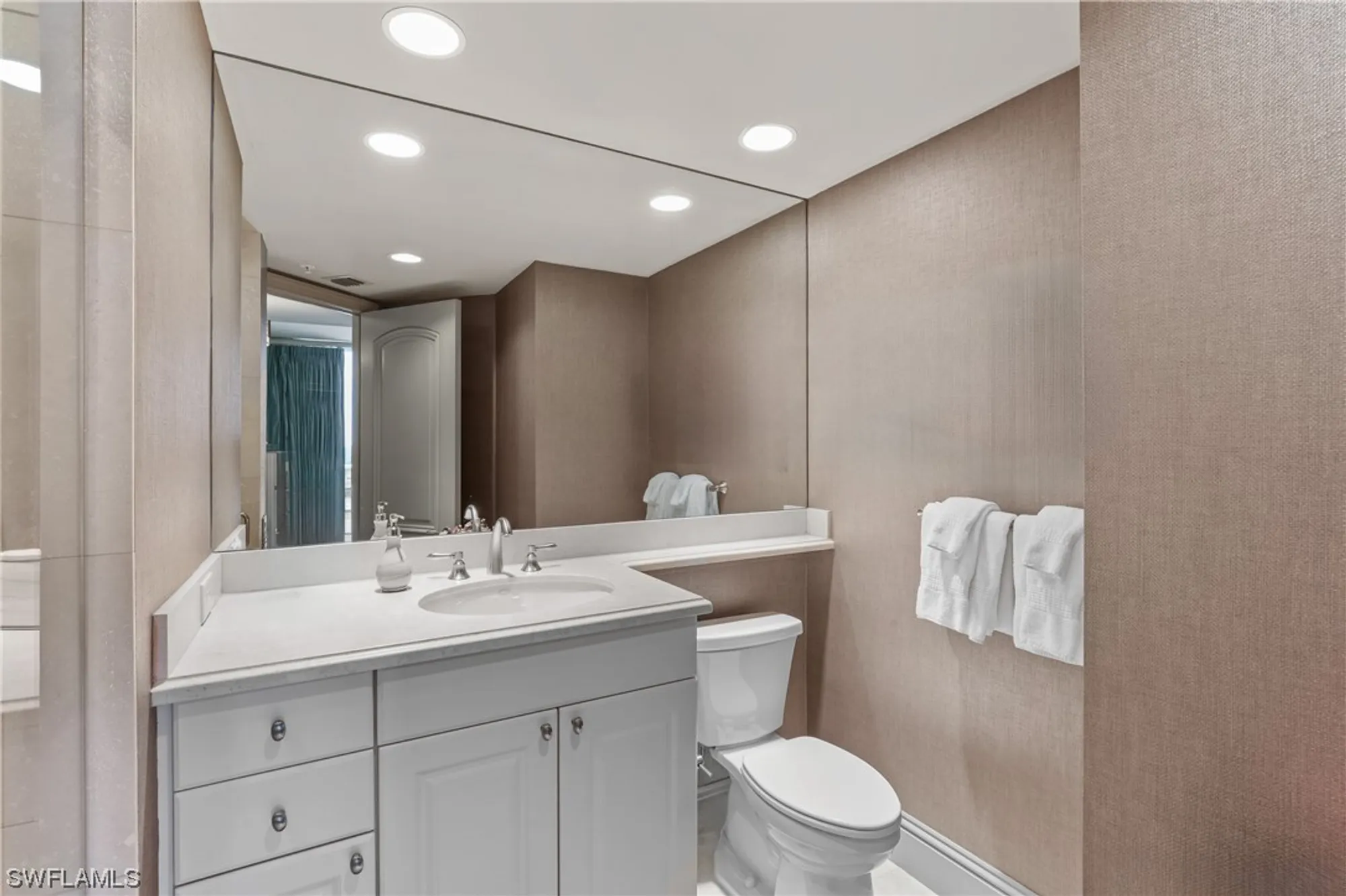 Property Slideshow image 26 of 47 | 4875 pelican colony blvd apt 2004, Bonita Springs, FL, 34134