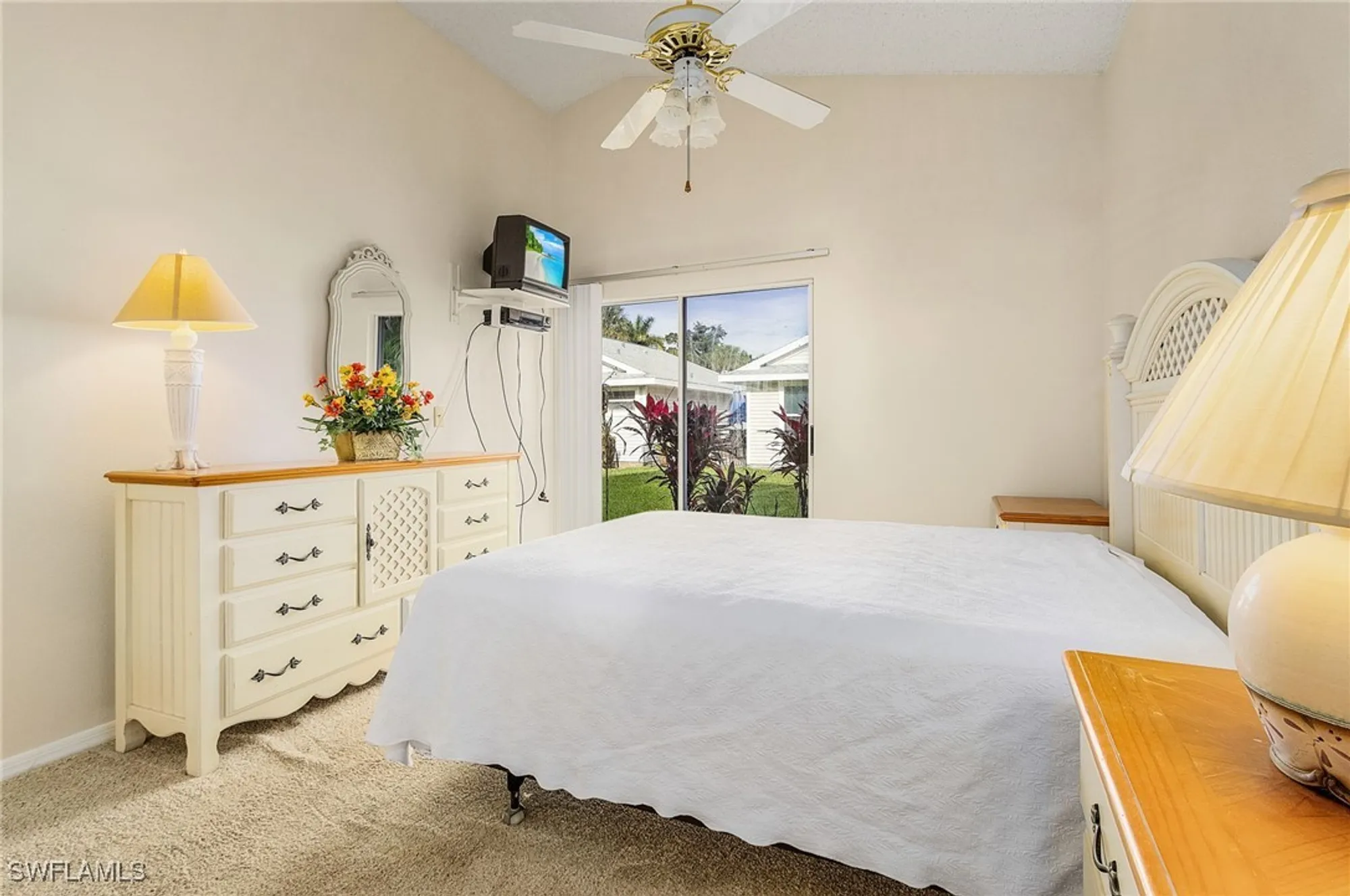 Property Slideshow image 15 of 28 | 14684 olde millpond ct, Fort Myers, FL, 33908