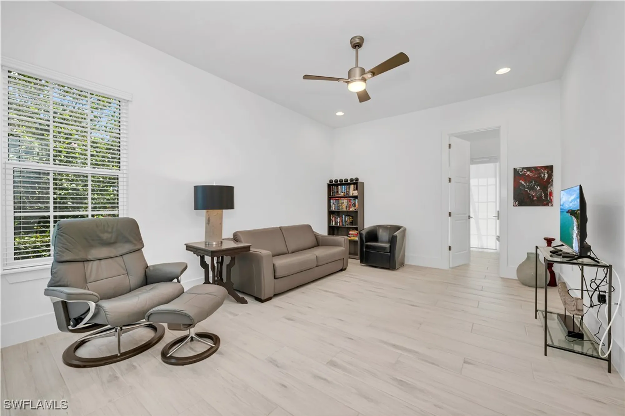 Property Slideshow image 15 of 17 | 3225 cotuit ct, Naples, FL, 34114