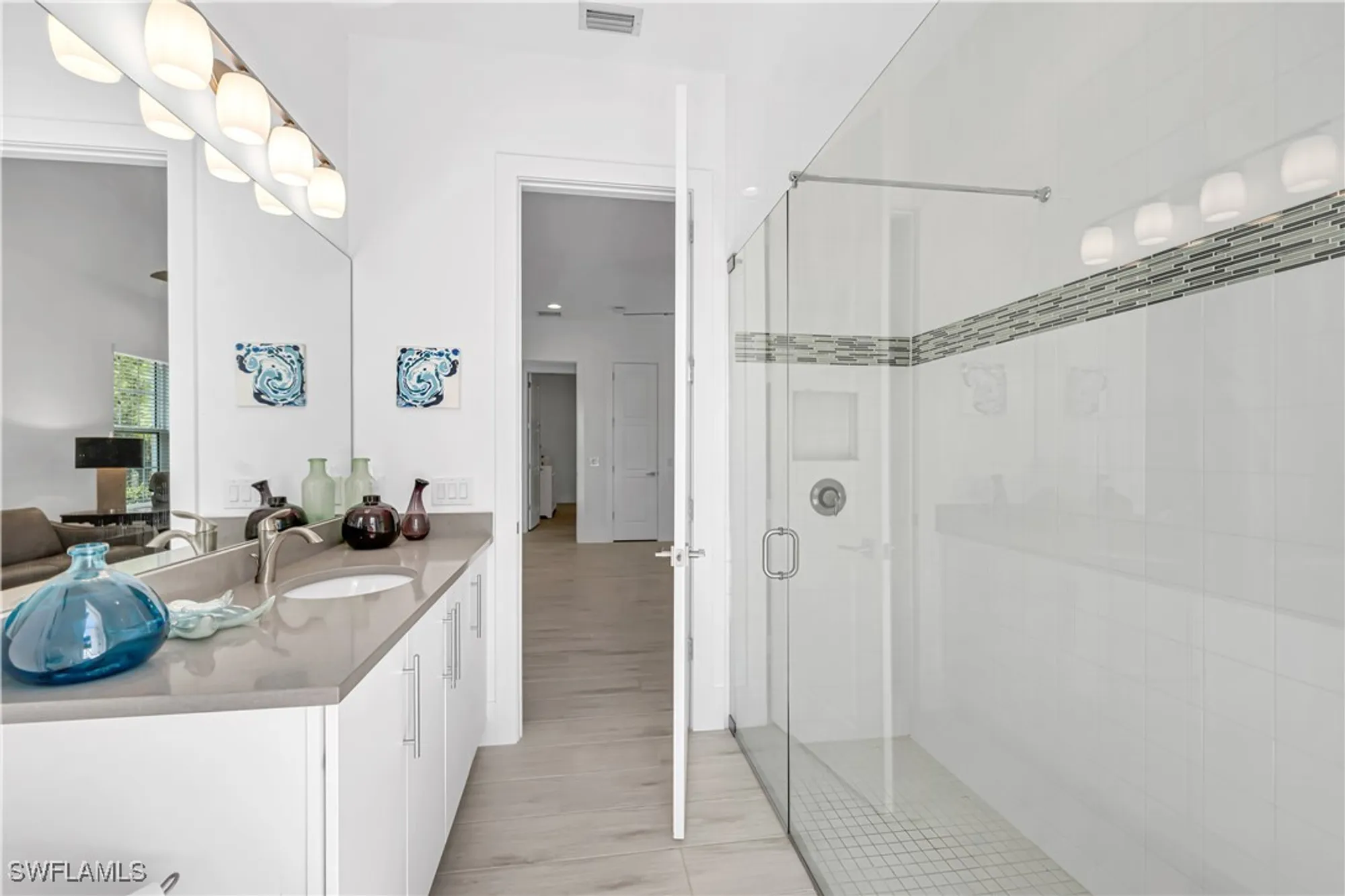 Property Slideshow image 16 of 17 | 3225 cotuit ct, Naples, FL, 34114