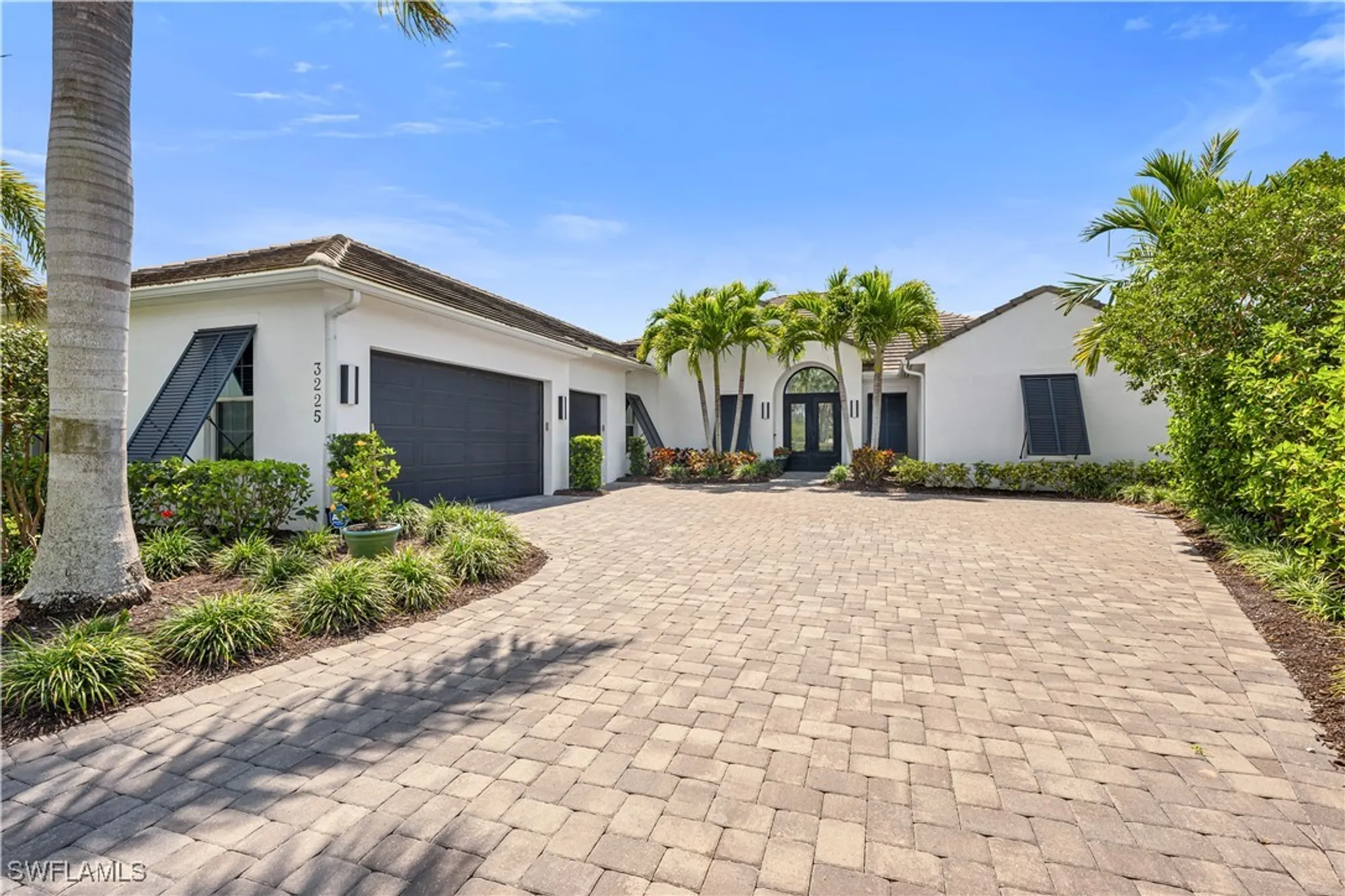 Property Slideshow image 1 of 17 | 3225 cotuit ct, Naples, FL, 34114