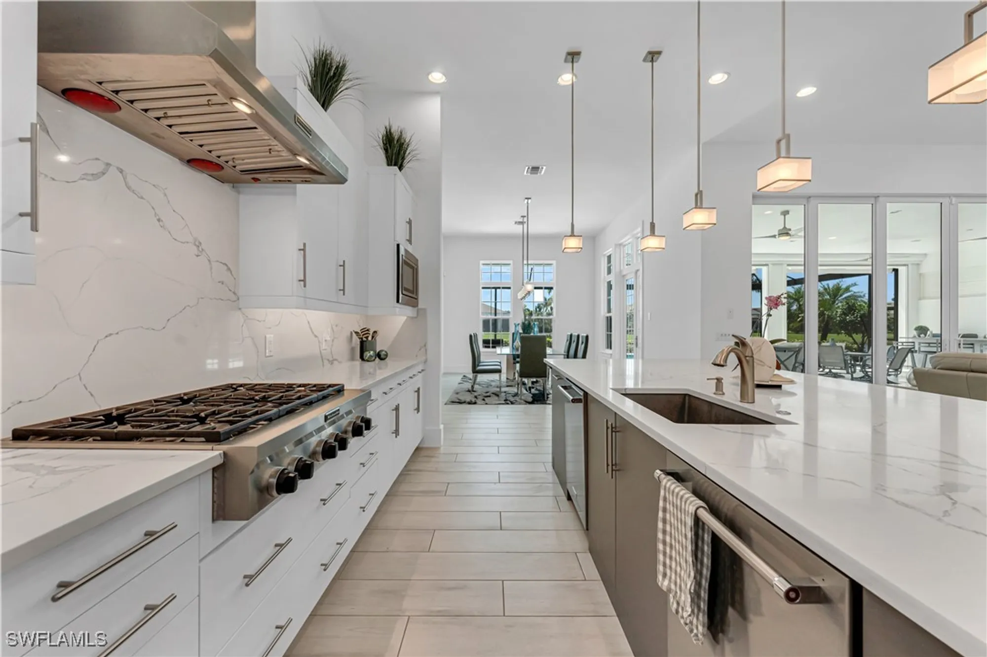 Property Slideshow image 7 of 17 | 3225 cotuit ct, Naples, FL, 34114