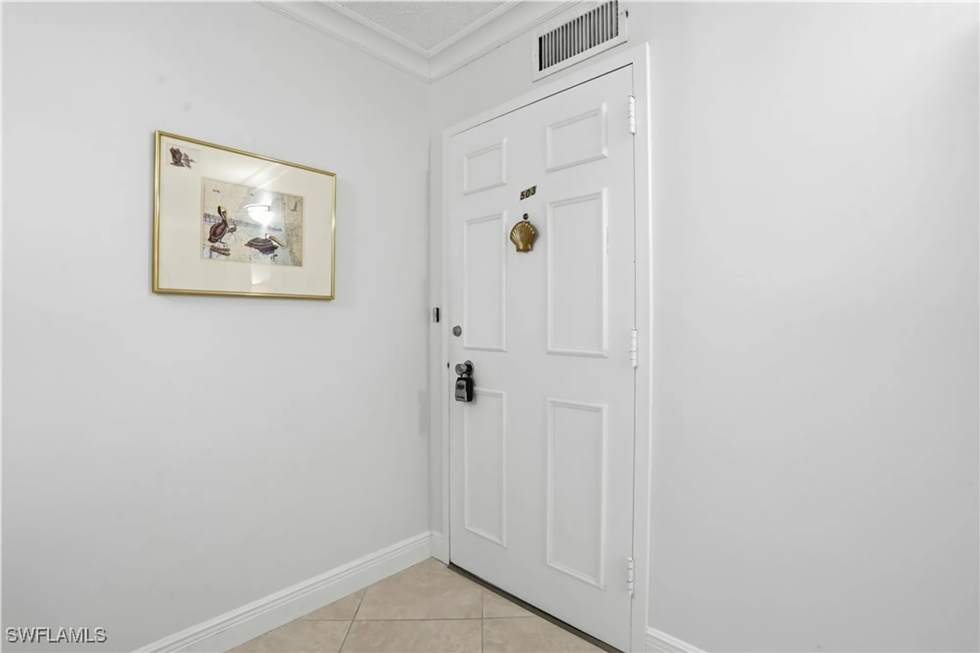 Property Slideshow image 4 of 25 | 1919 gulf shore blvd 503, Naples, FL, 34102
