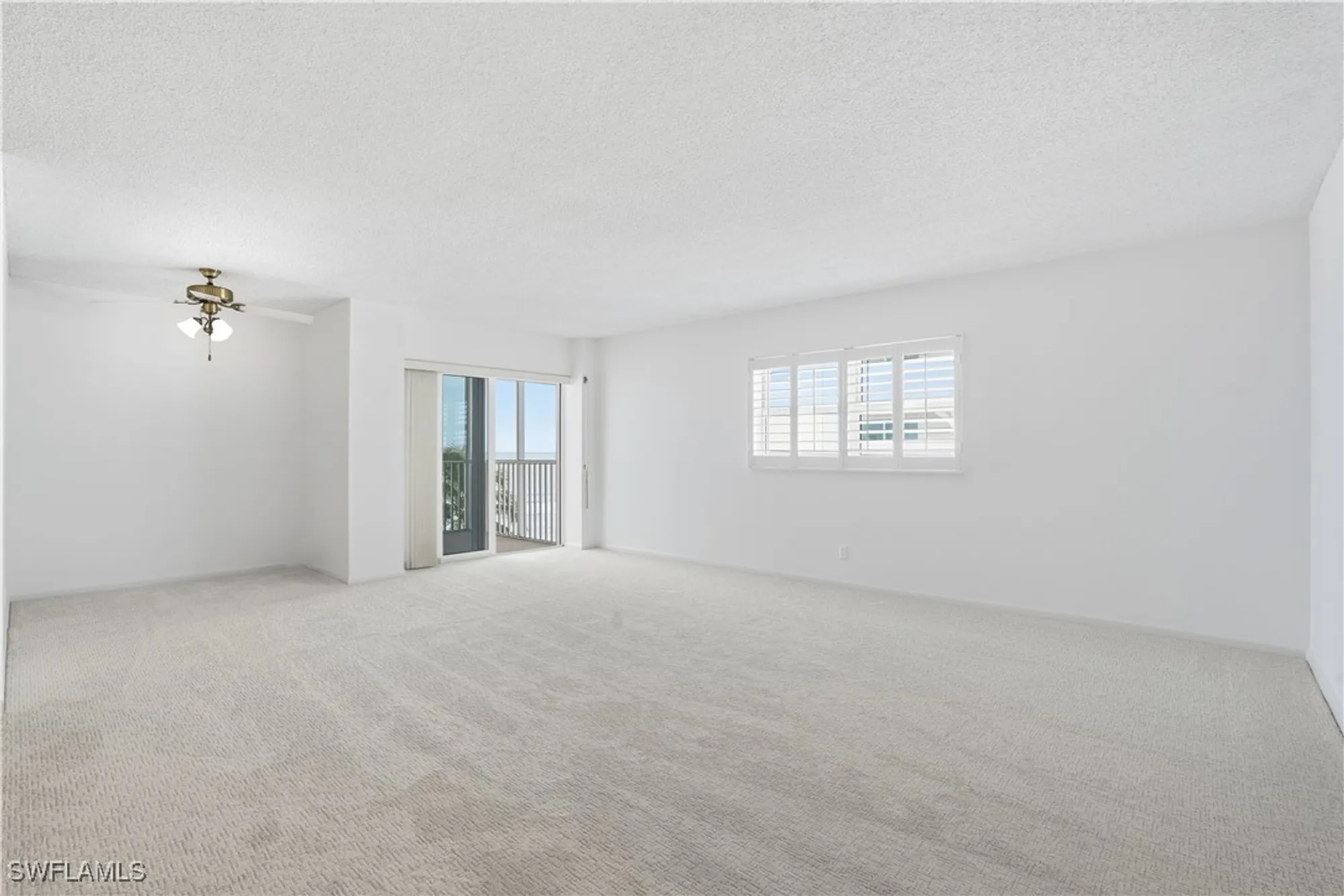 Property Slideshow image 6 of 25 | 1919 gulf shore blvd 503, Naples, FL, 34102