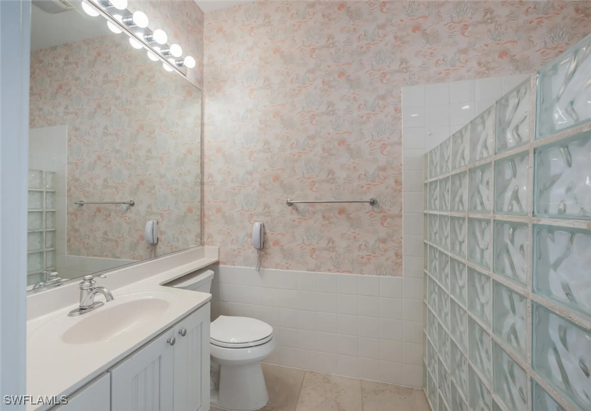 Property Slideshow image 21 of 45 | 8511 alessandria ct, Naples, FL, 34114