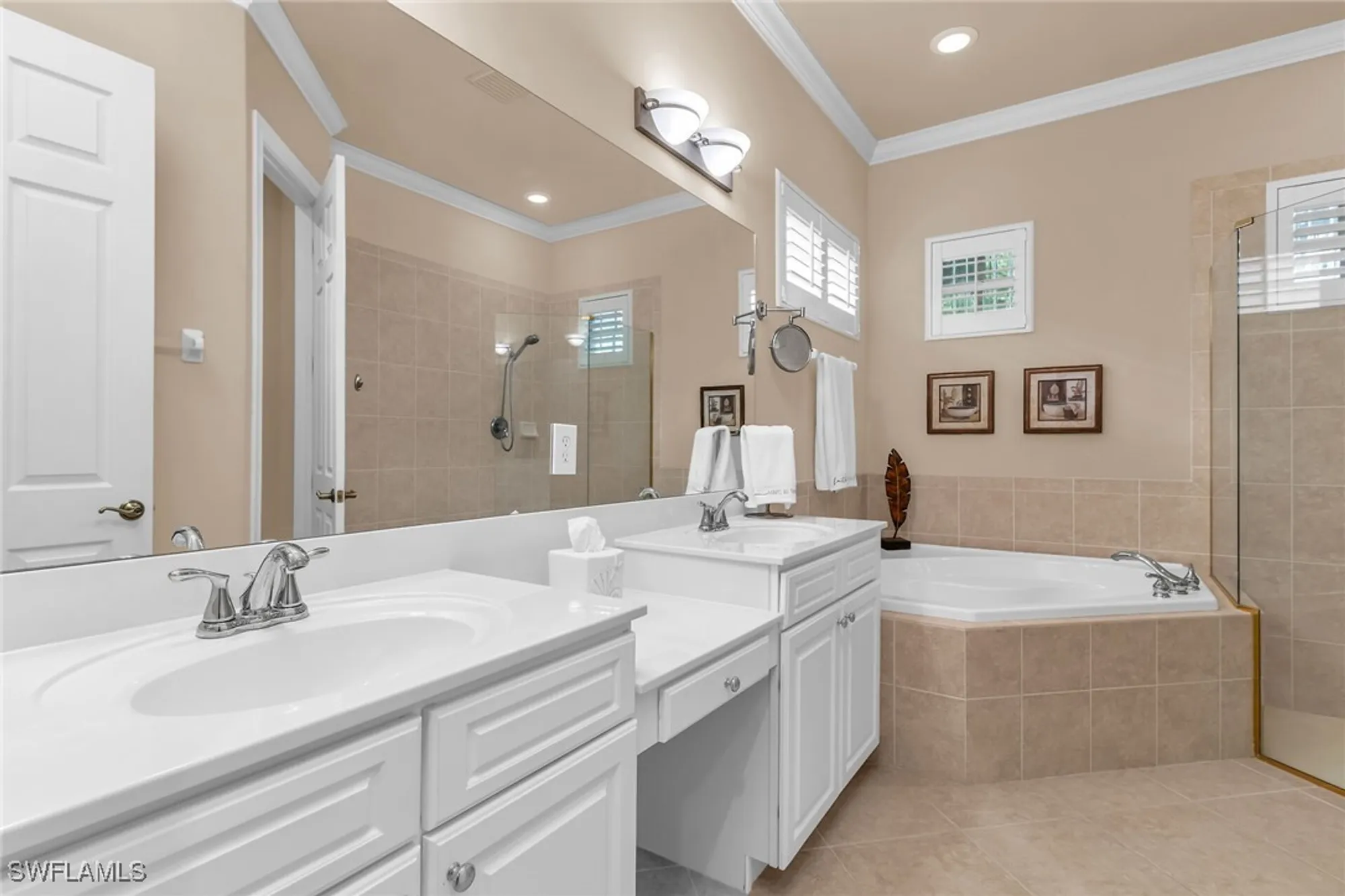 Property Slideshow image 25 of 46 | 6806 bent grass dr, Naples, FL, 34113