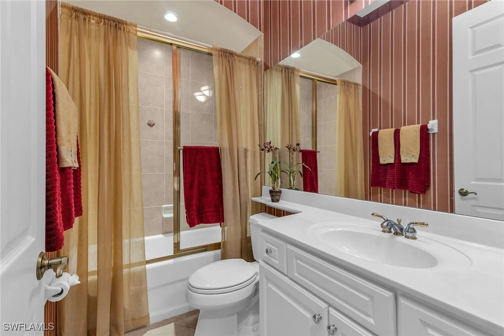 Property Slideshow image 27 of 46 | 6806 bent grass dr, Naples, FL, 34113