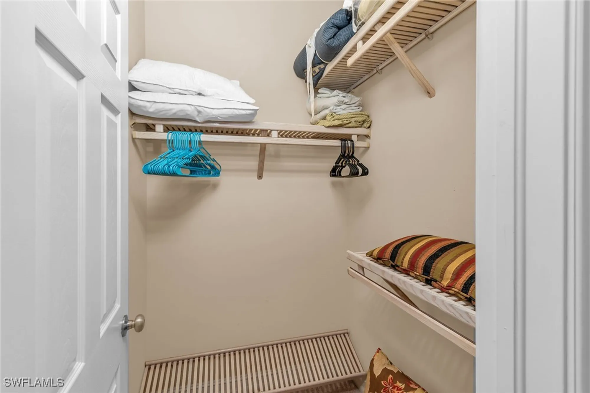 Property Slideshow image 29 of 46 | 6806 bent grass dr, Naples, FL, 34113