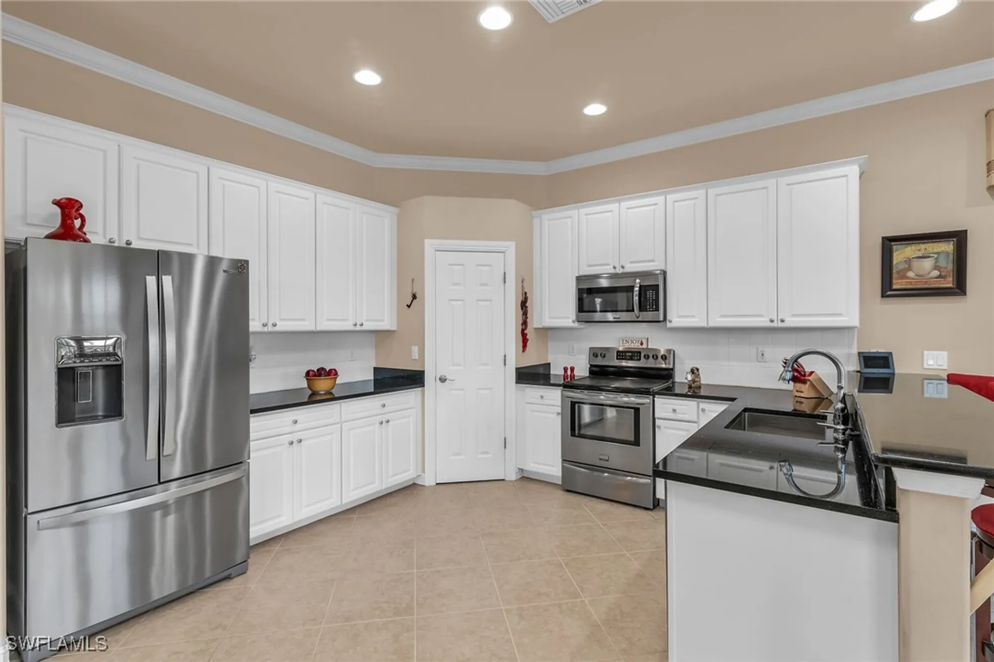 Property Slideshow image 4 of 46 | 6806 bent grass dr, Naples, FL, 34113