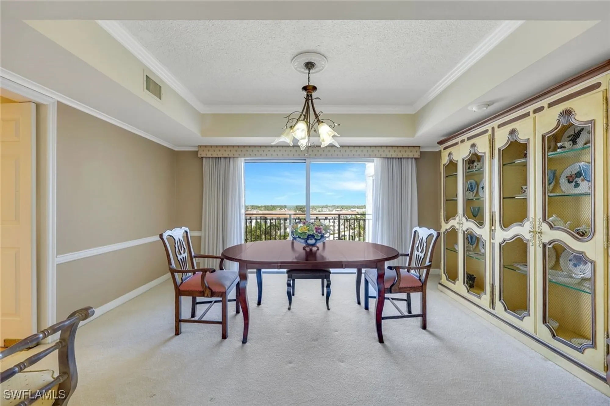 Property Slideshow image 11 of 20 | 2901 gulf shore blvd n apt 601s, Naples, FL, 34103