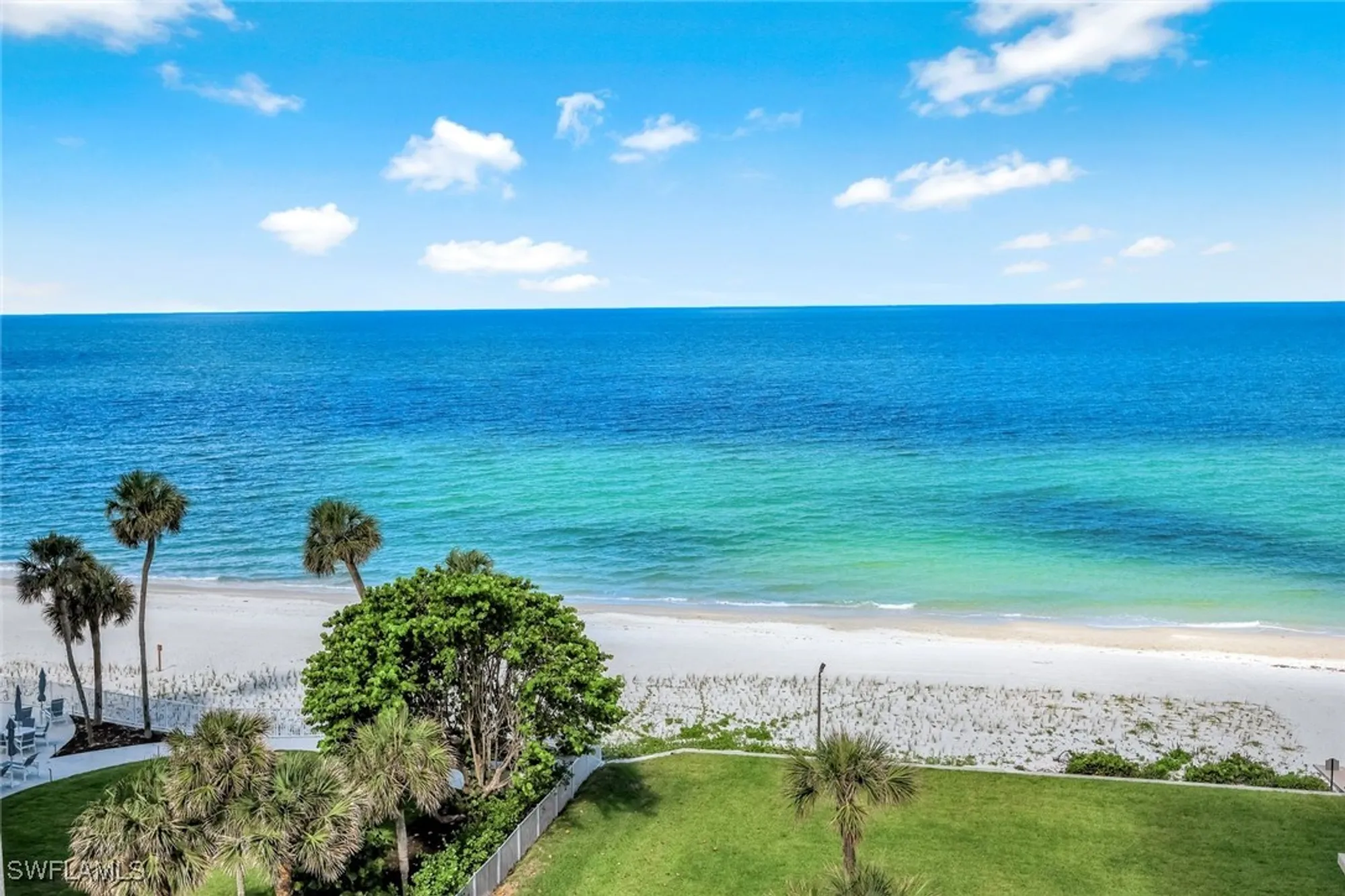 Property Slideshow image 4 of 20 | 2901 gulf shore blvd n apt 601s, Naples, FL, 34103