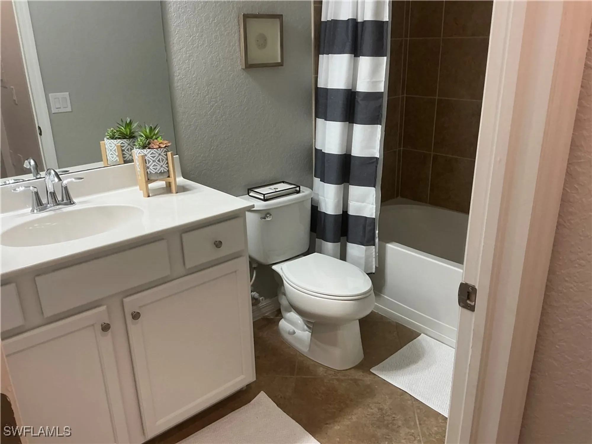 Property Slideshow image 8 of 11 | 9566 trevi ct 4945, Naples, FL, 34113