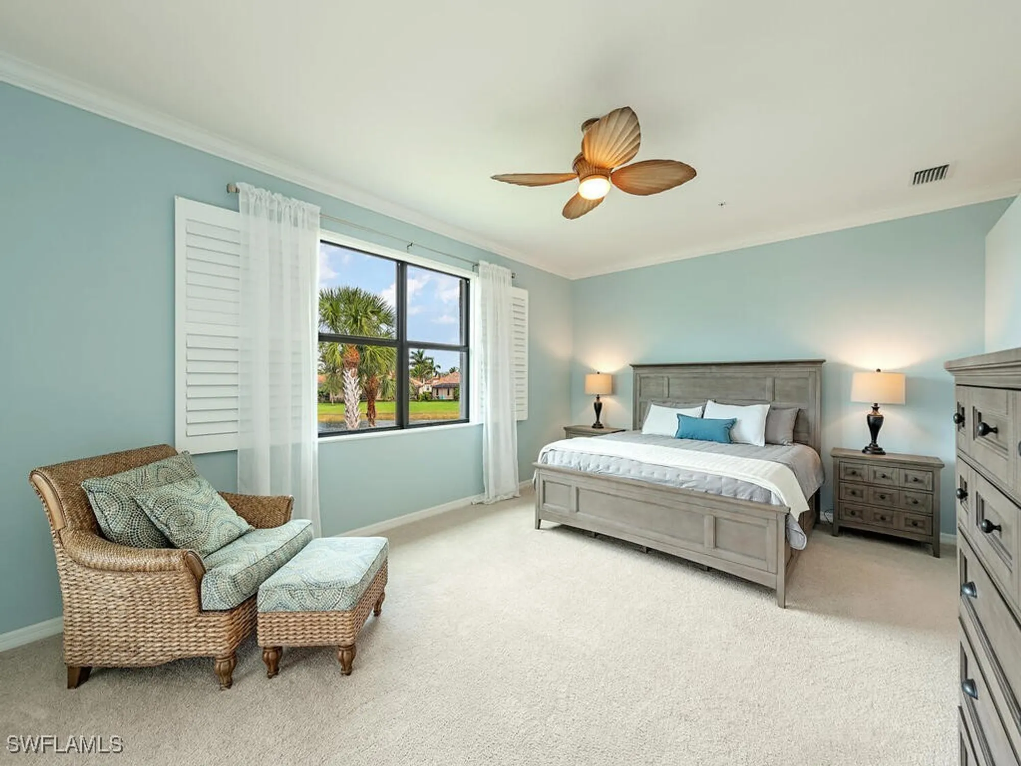 Property Slideshow image 16 of 39 | 3159 serena ln apt 201, Naples, FL, 34114