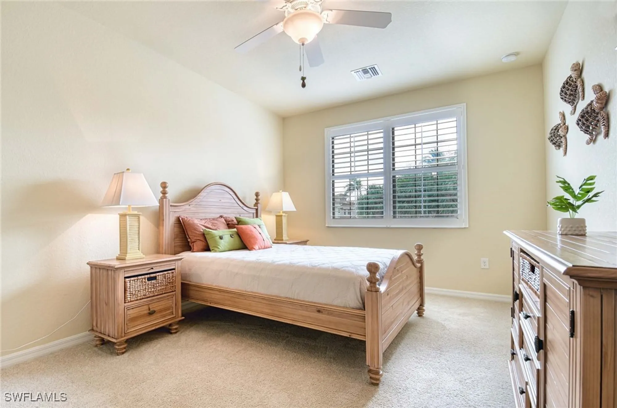 Property Slideshow image 21 of 39 | 3159 serena ln apt 201, Naples, FL, 34114