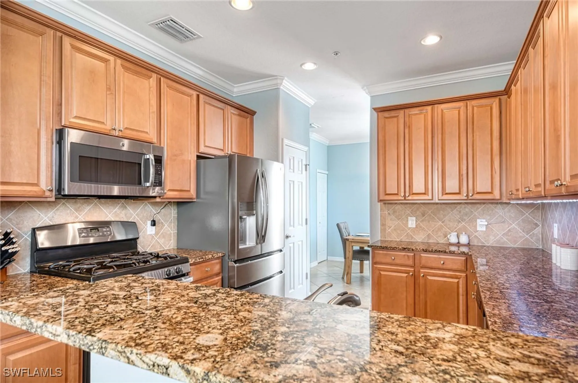 Property Slideshow image 7 of 39 | 3159 serena ln apt 201, Naples, FL, 34114