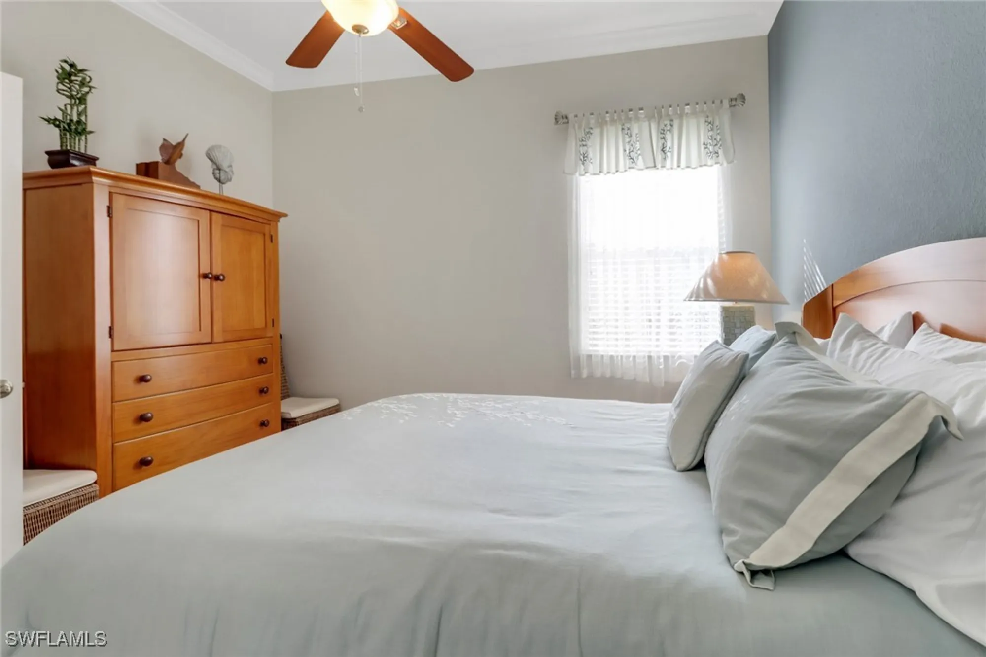 Property Slideshow image 24 of 50 | 3790 lakeview isle ct, Fort Myers, FL, 33905