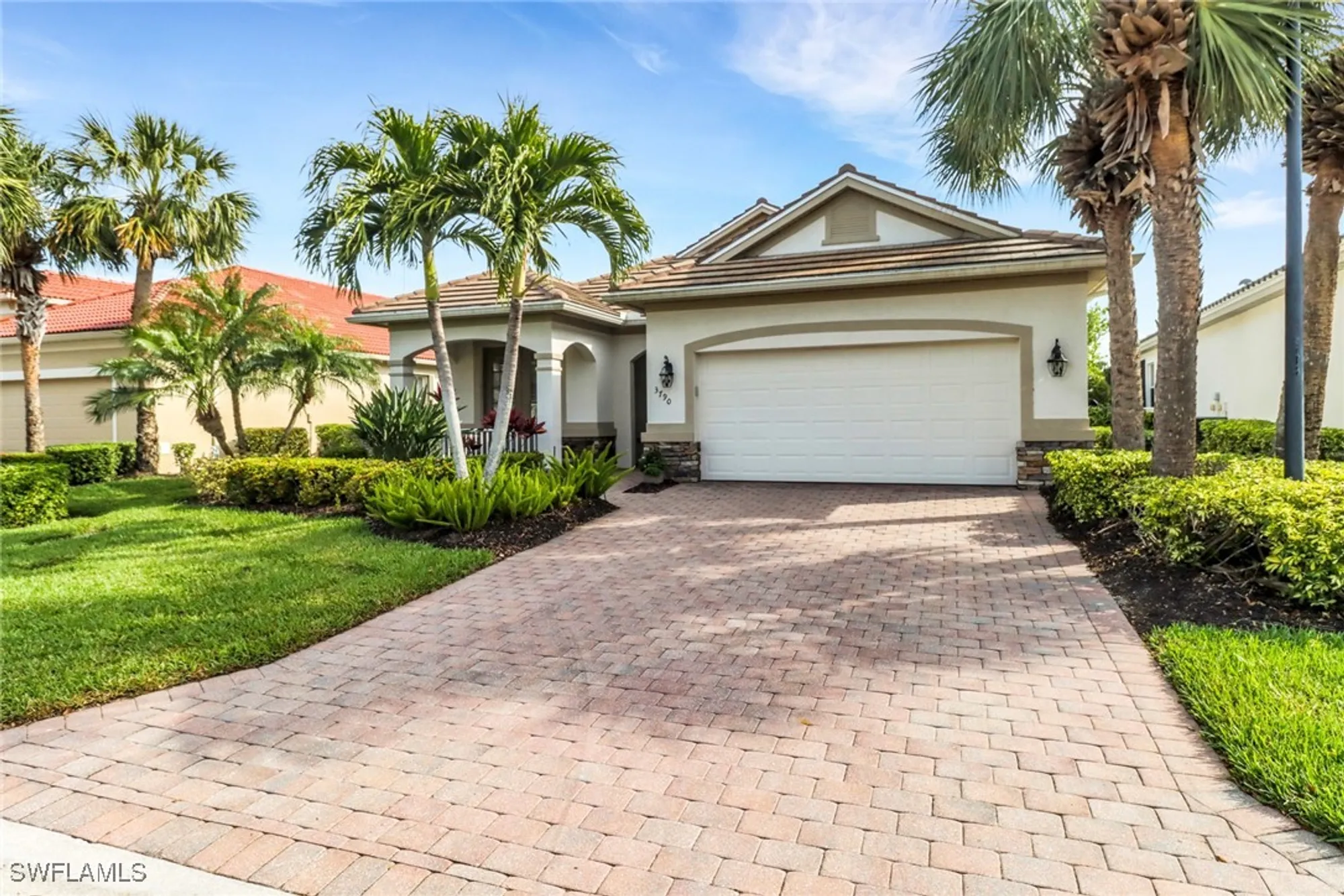 Property Slideshow image 2 of 50 | 3790 lakeview isle ct, Fort Myers, FL, 33905