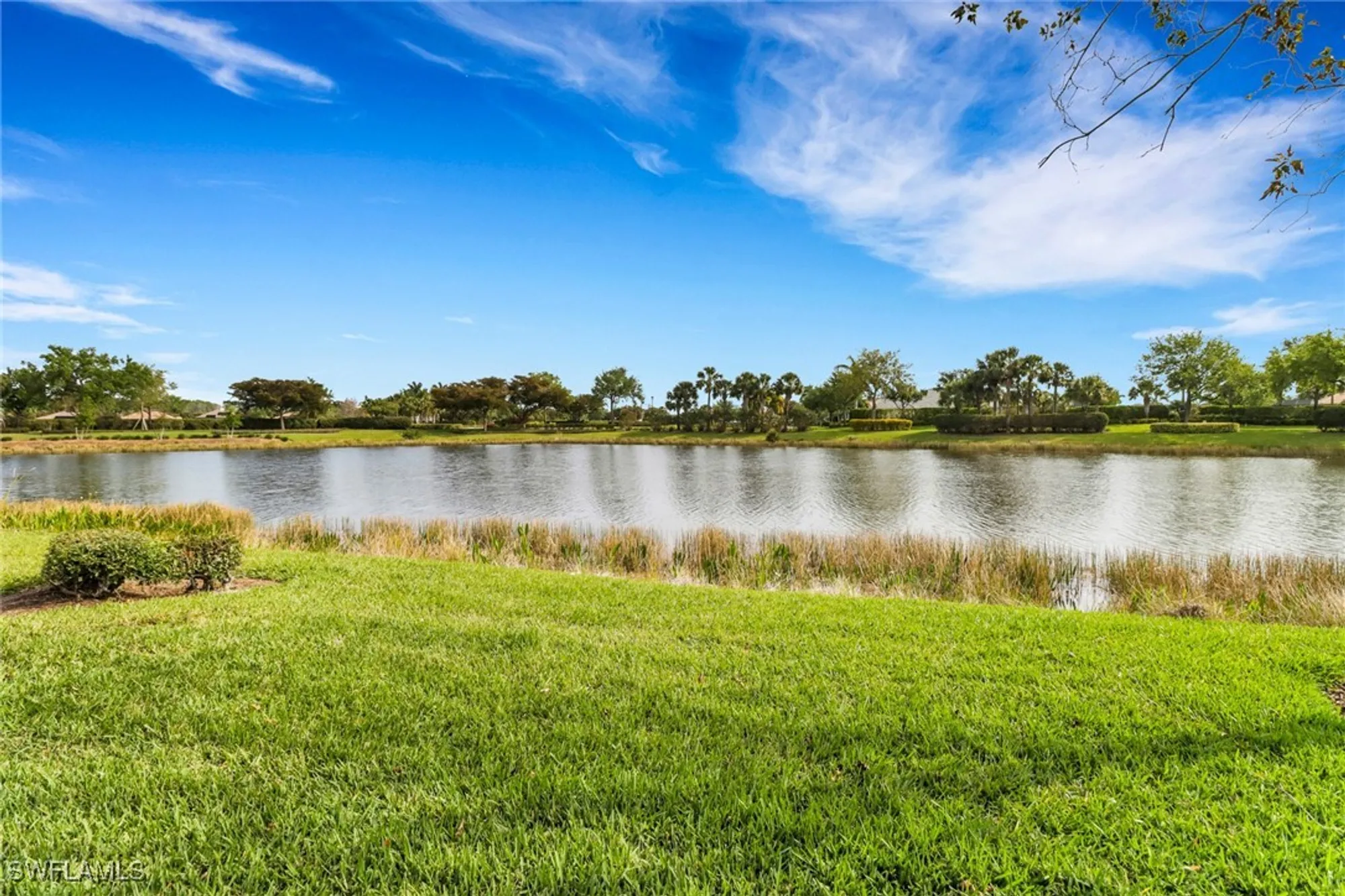 Property Slideshow image 31 of 50 | 3790 lakeview isle ct, Fort Myers, FL, 33905