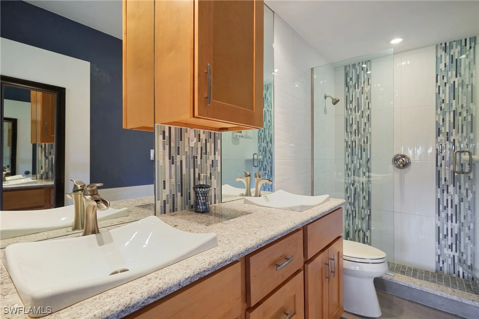 Property Slideshow image 12 of 30 | 16860 ginger ln 3049, Fort Myers, FL, 33908
