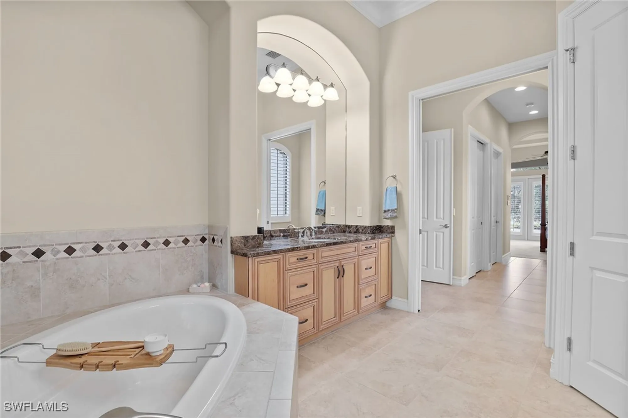 Property Slideshow image 16 of 43 | 7440 byrons way, Naples, FL, 34113