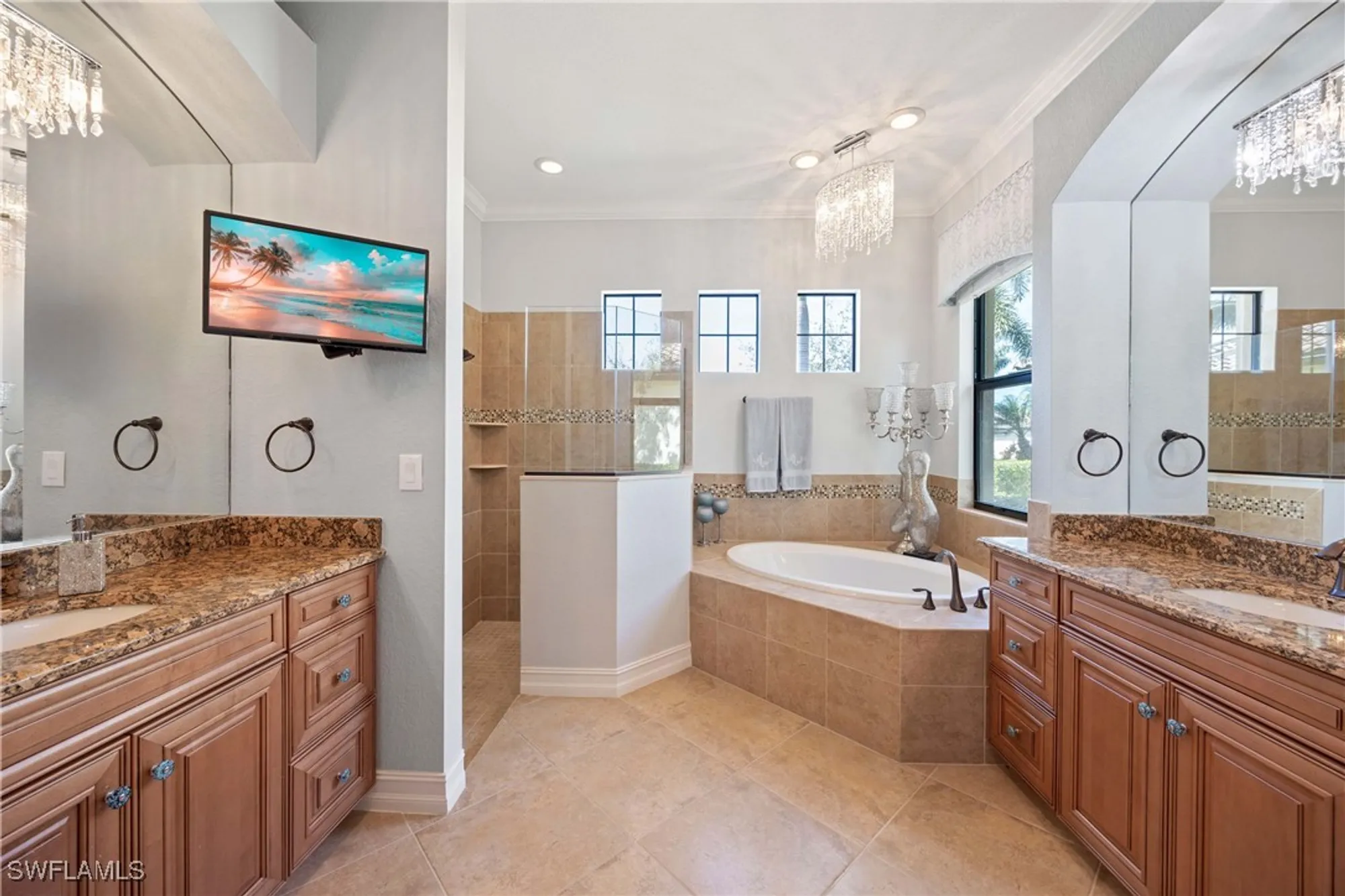 Property Slideshow image 19 of 50 | 9582 firenze cir, Naples, FL, 34113