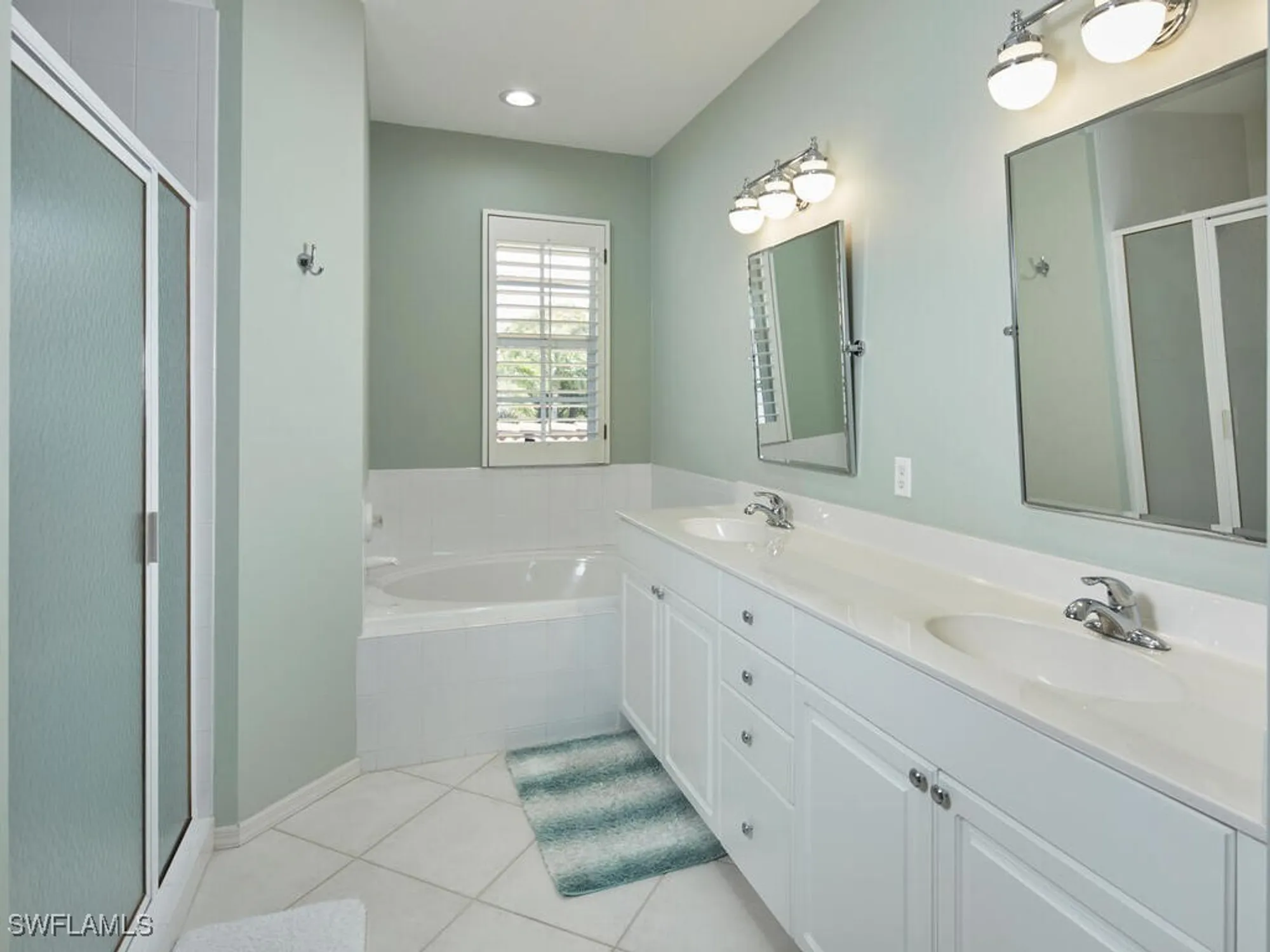 Property Slideshow image 11 of 30 | 26986 montego pointe ct 202, Bonita Springs, FL, 34134