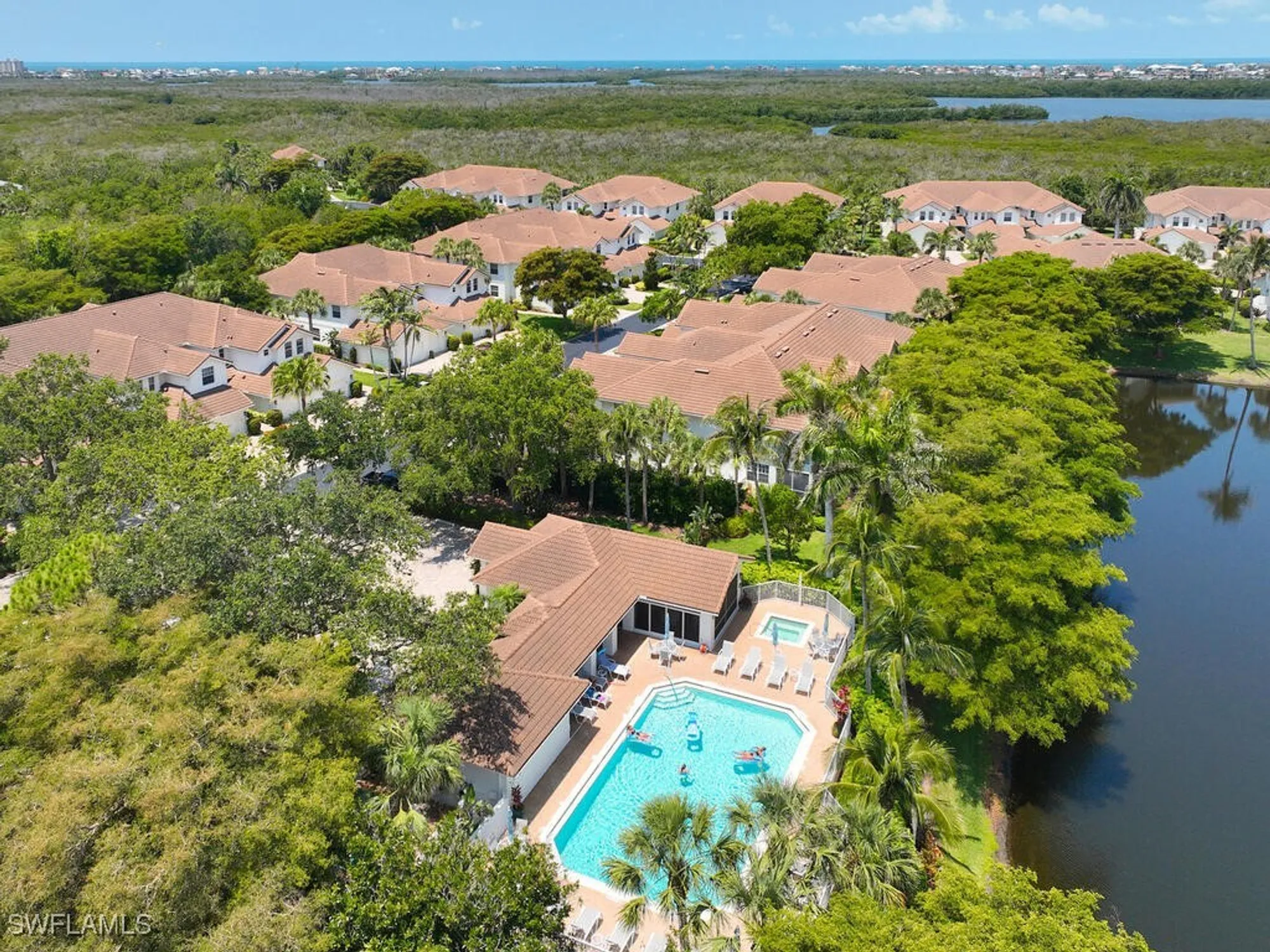 Property Slideshow image 21 of 30 | 26986 montego pointe ct 202, Bonita Springs, FL, 34134