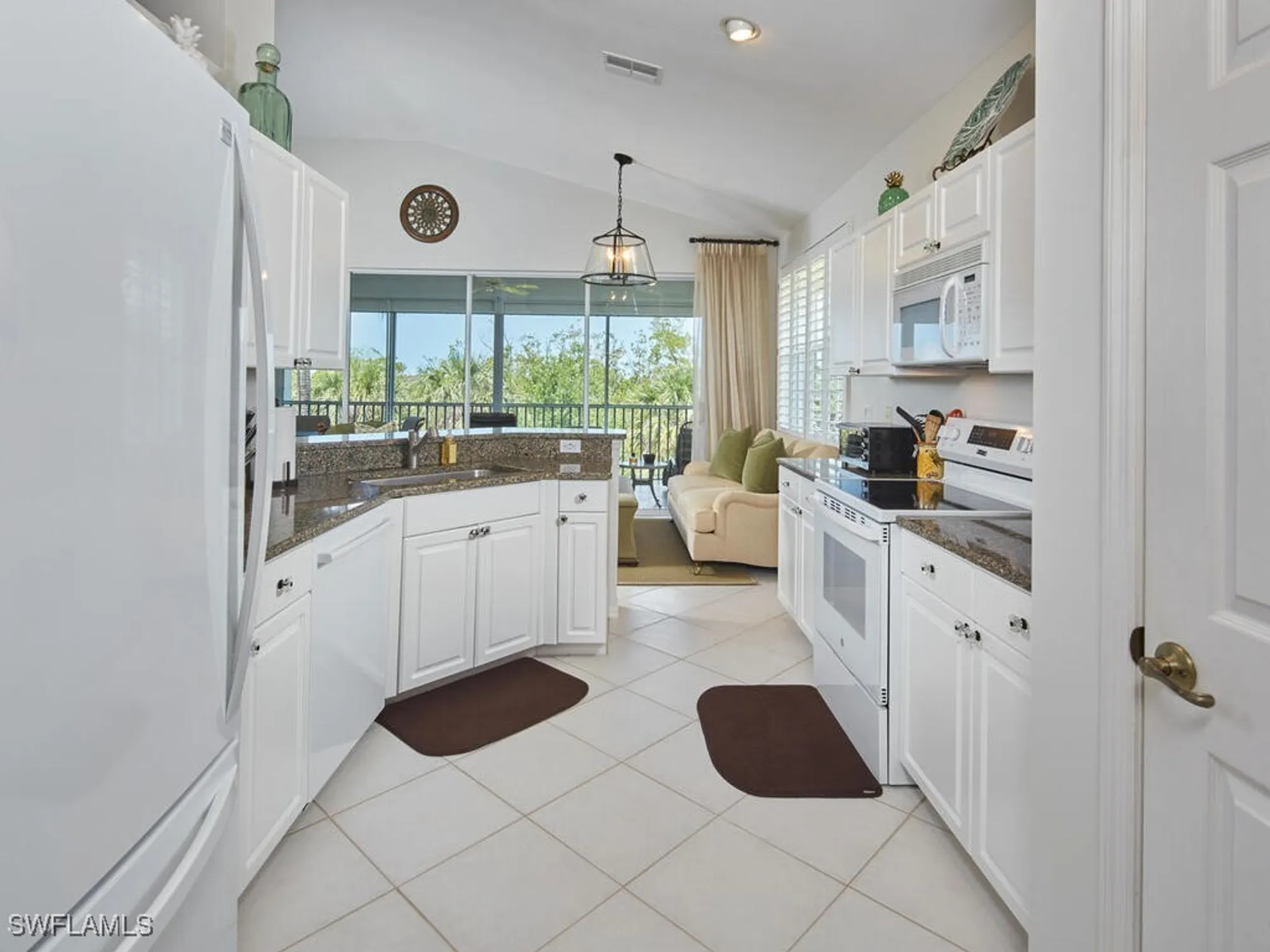 Property Slideshow image 5 of 30 | 26986 montego pointe ct 202, Bonita Springs, FL, 34134