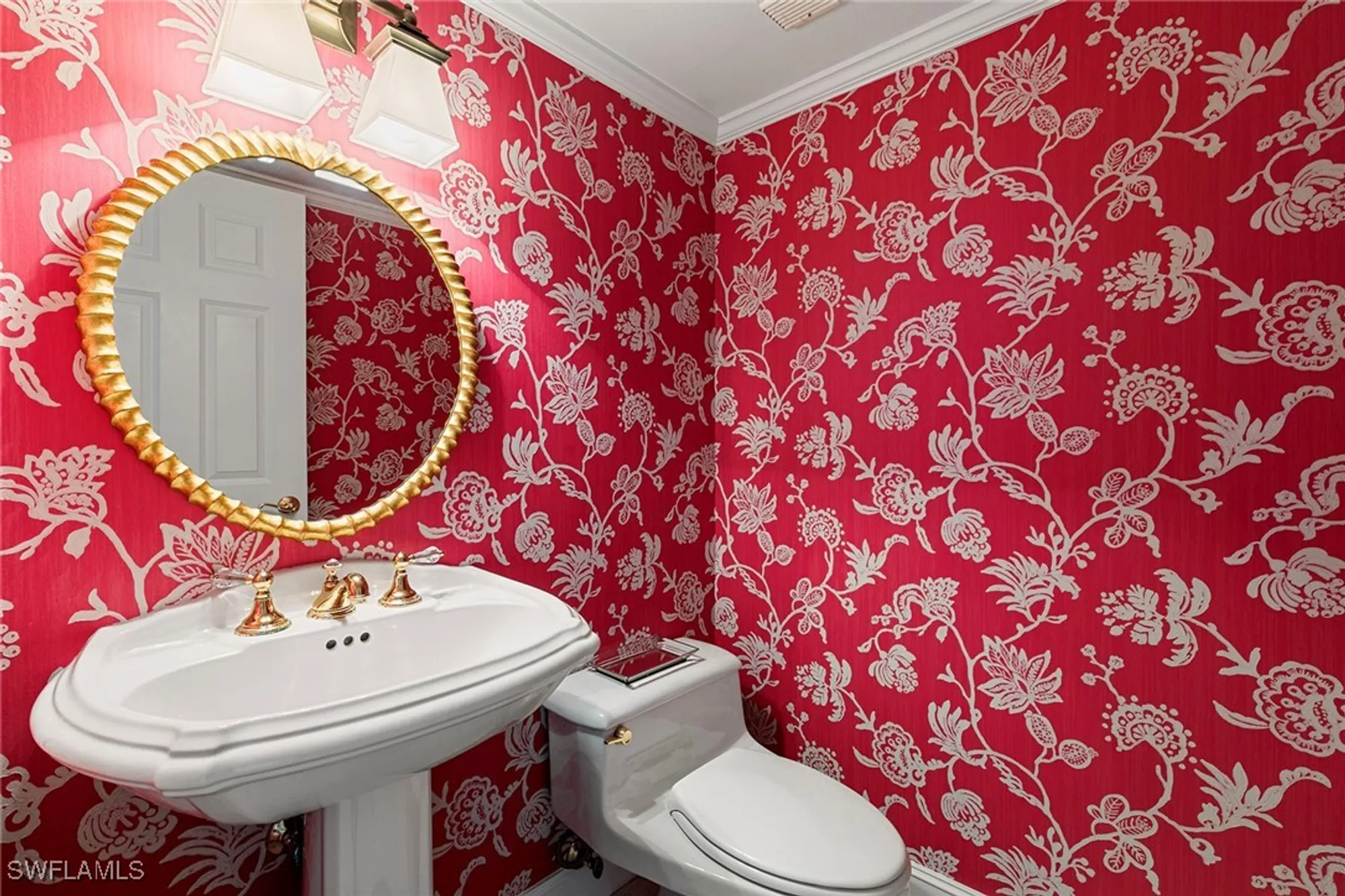 Property Slideshow image 16 of 49 | 2398 gulf shore blvd n # 101, Naples, FL, 34103