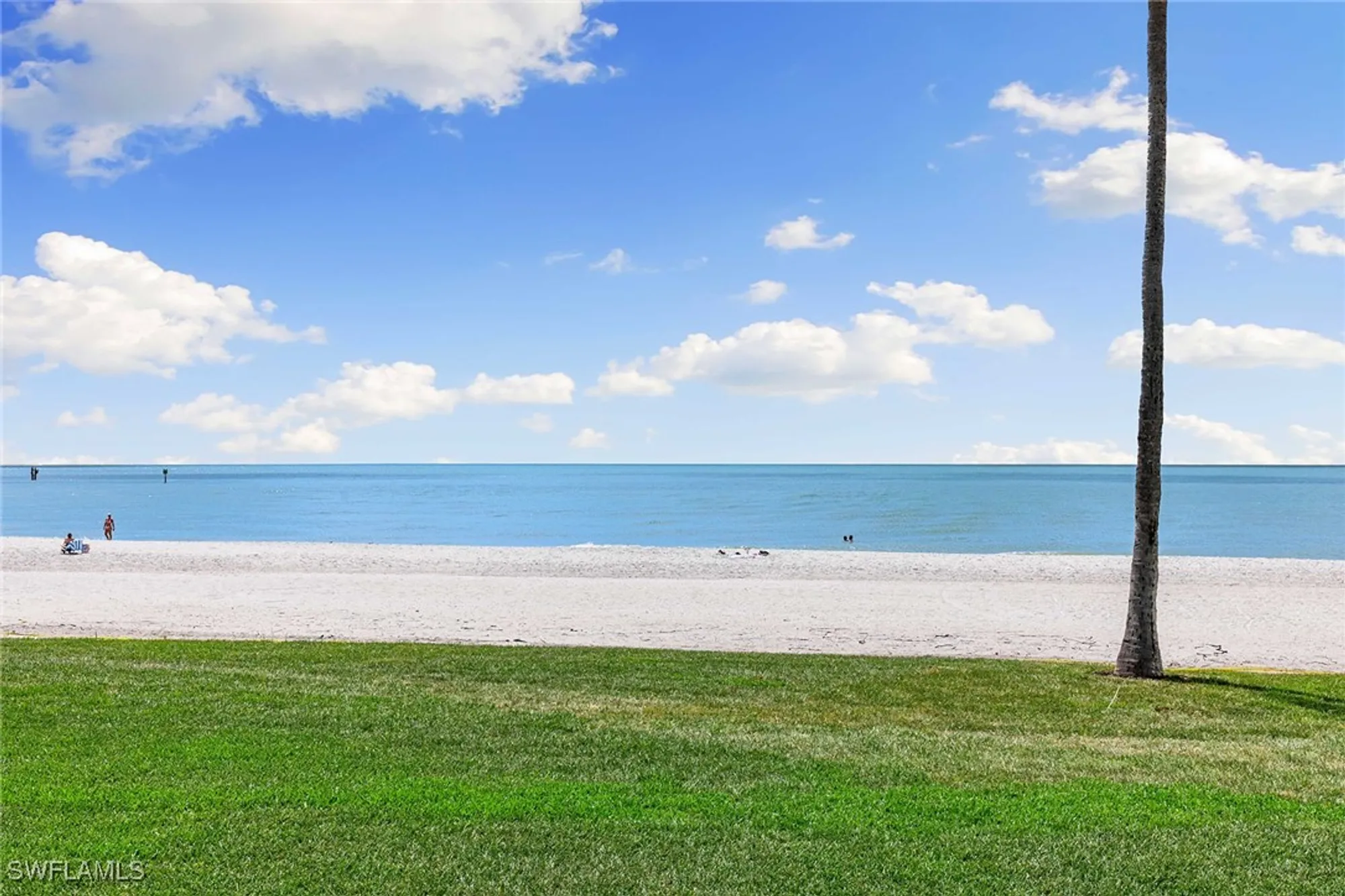 Property Slideshow image 26 of 49 | 2398 gulf shore blvd n # 101, Naples, FL, 34103
