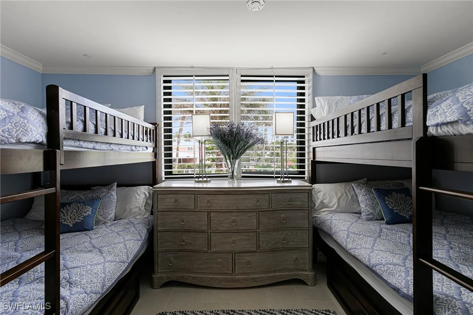 Property Slideshow image 21 of 49 | 2398 gulf shore blvd n # 101, Naples, FL, 34103
