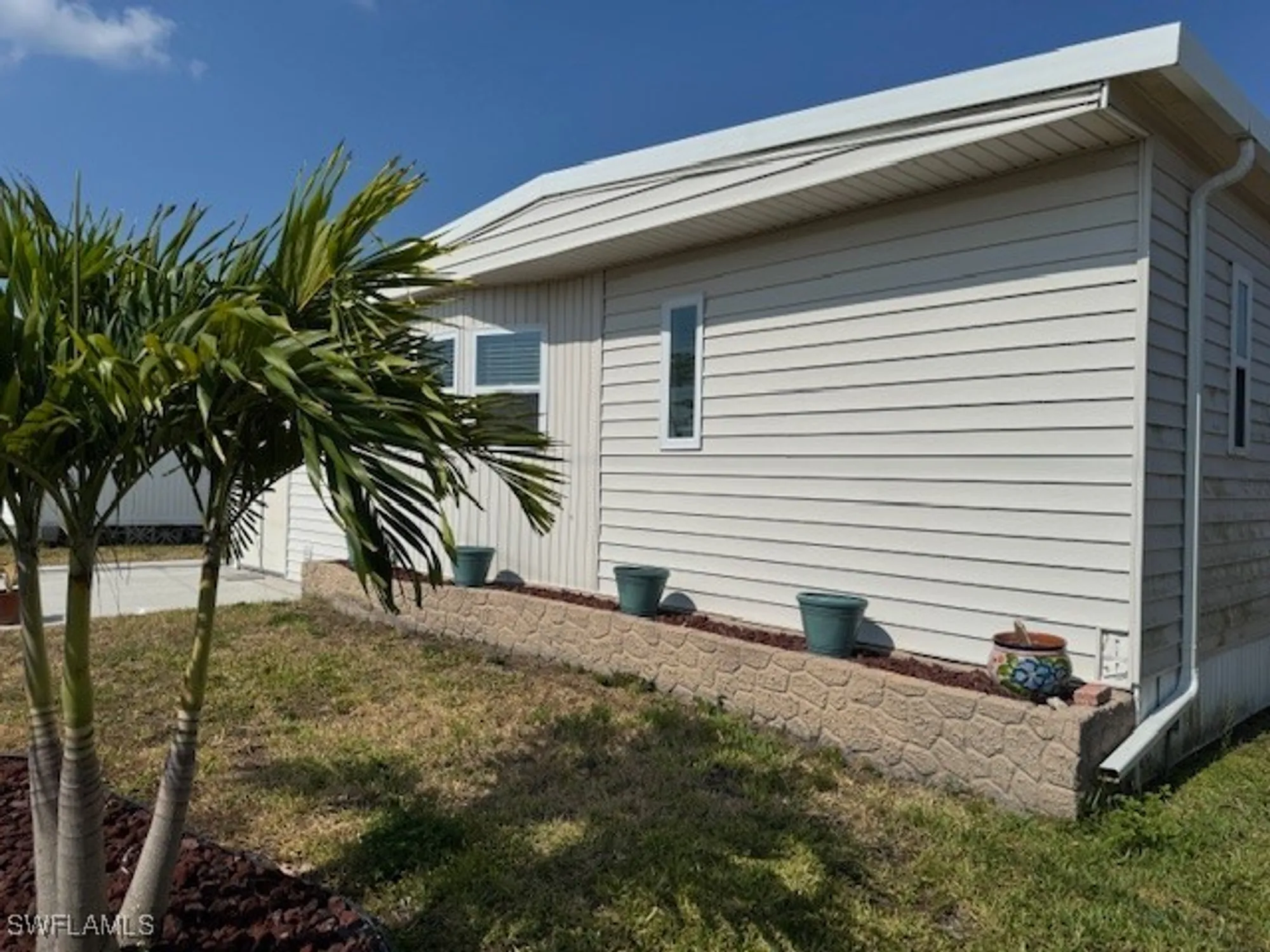 Property Slideshow image 26 of 32 | 14502 nathan hale ln, North Fort Myers, FL, 33917