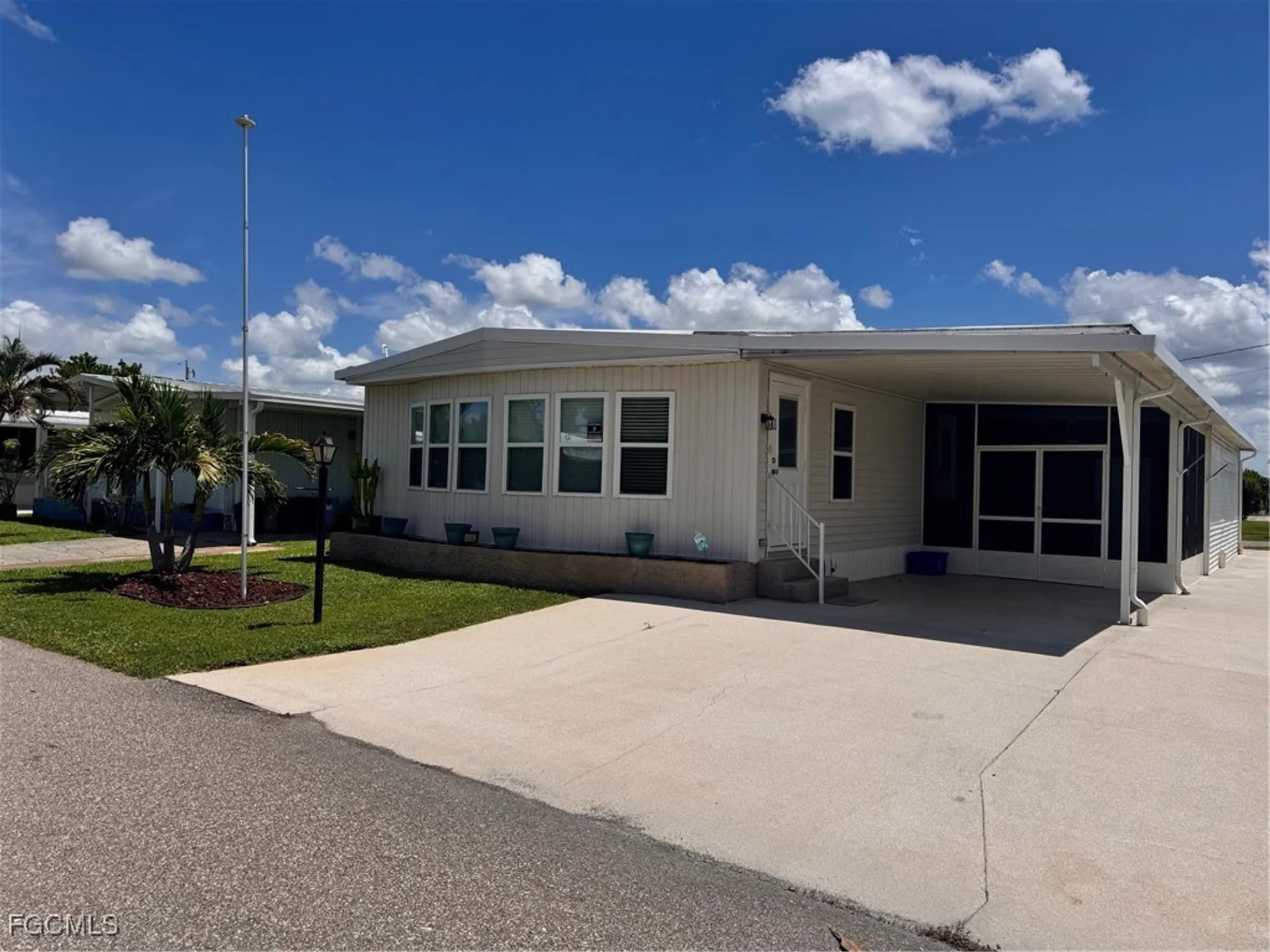 Property Slideshow image 2 of 32 | 14502 nathan hale ln, North Fort Myers, FL, 33917