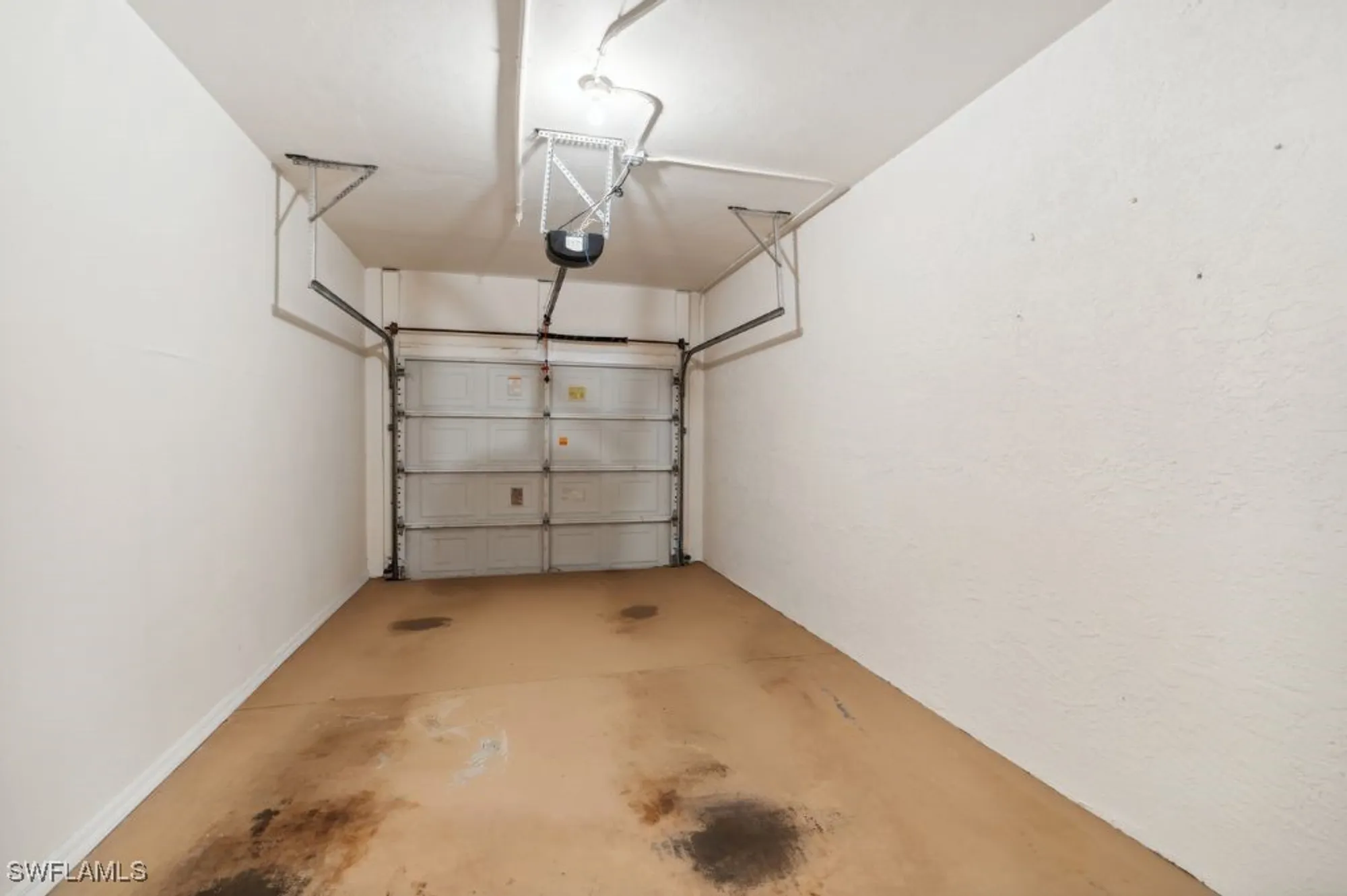 Property Slideshow image 25 of 41 | 24797 lakemont cove ln 202, Bonita Springs, FL, 34134